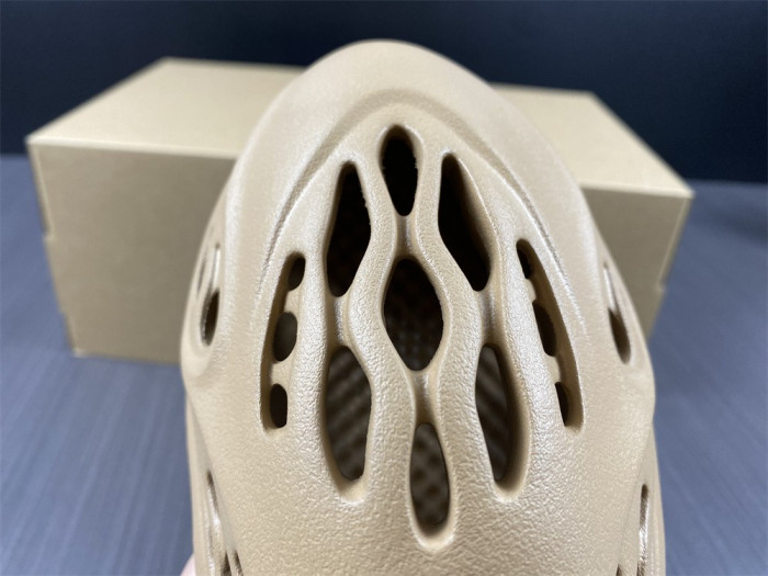 Adidas Yeezy Foam RNNR Ochre GW3354 - CCSHOES