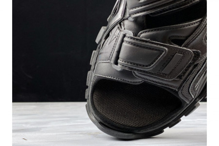 BLCG TRACK SANDAL BLACK 617542W2CC11000 - CCSHOES