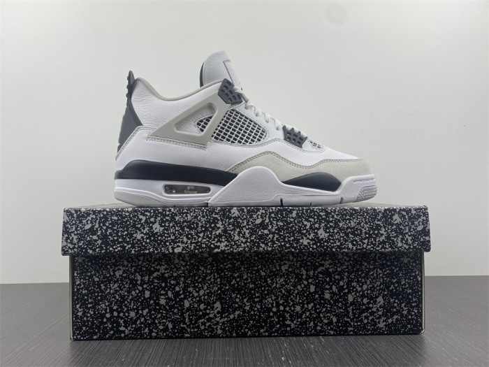 Jordan 4 Retro Military Black DH6927-111 - CCSHOES