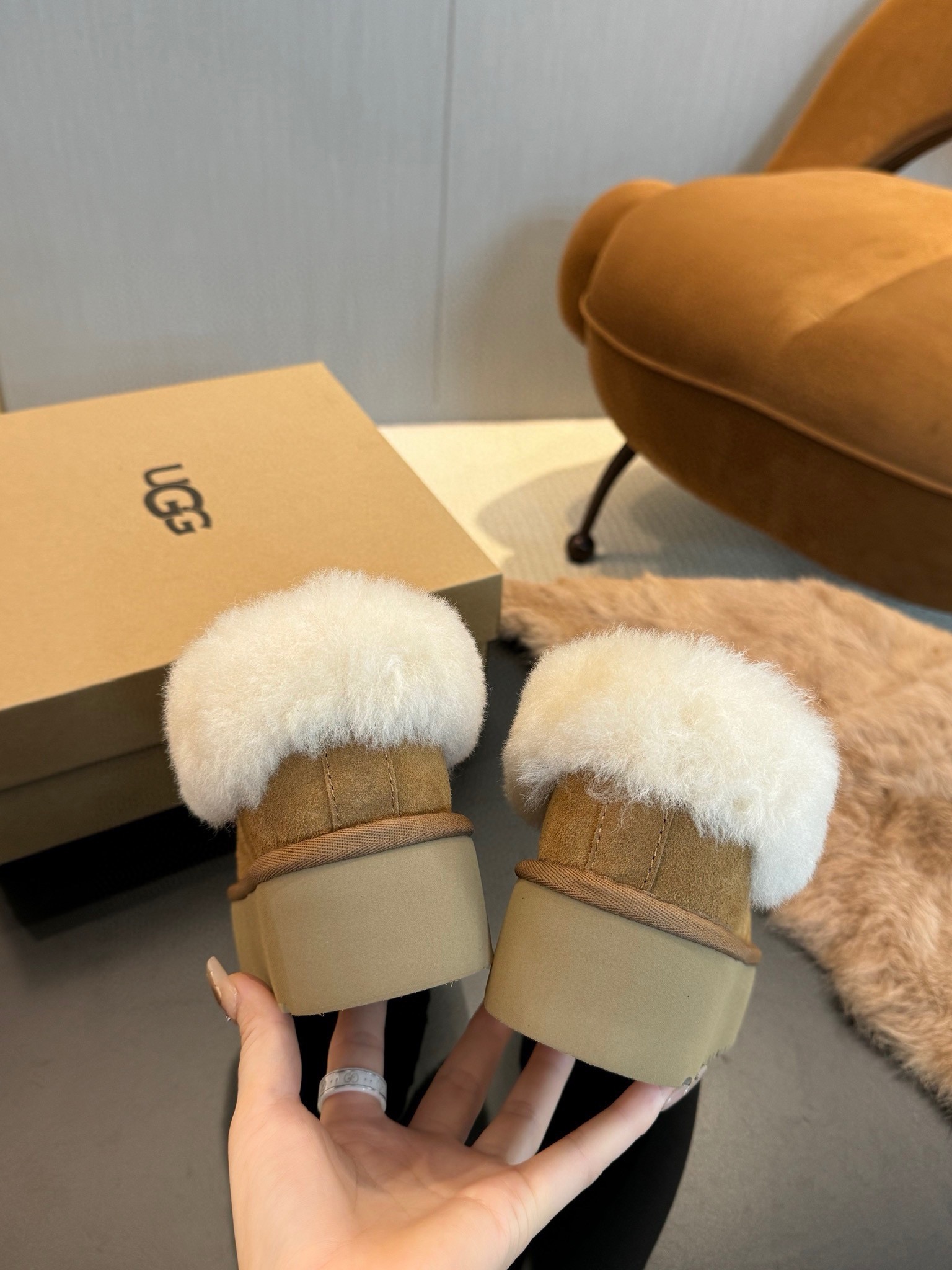 UGG - CCSHOES
