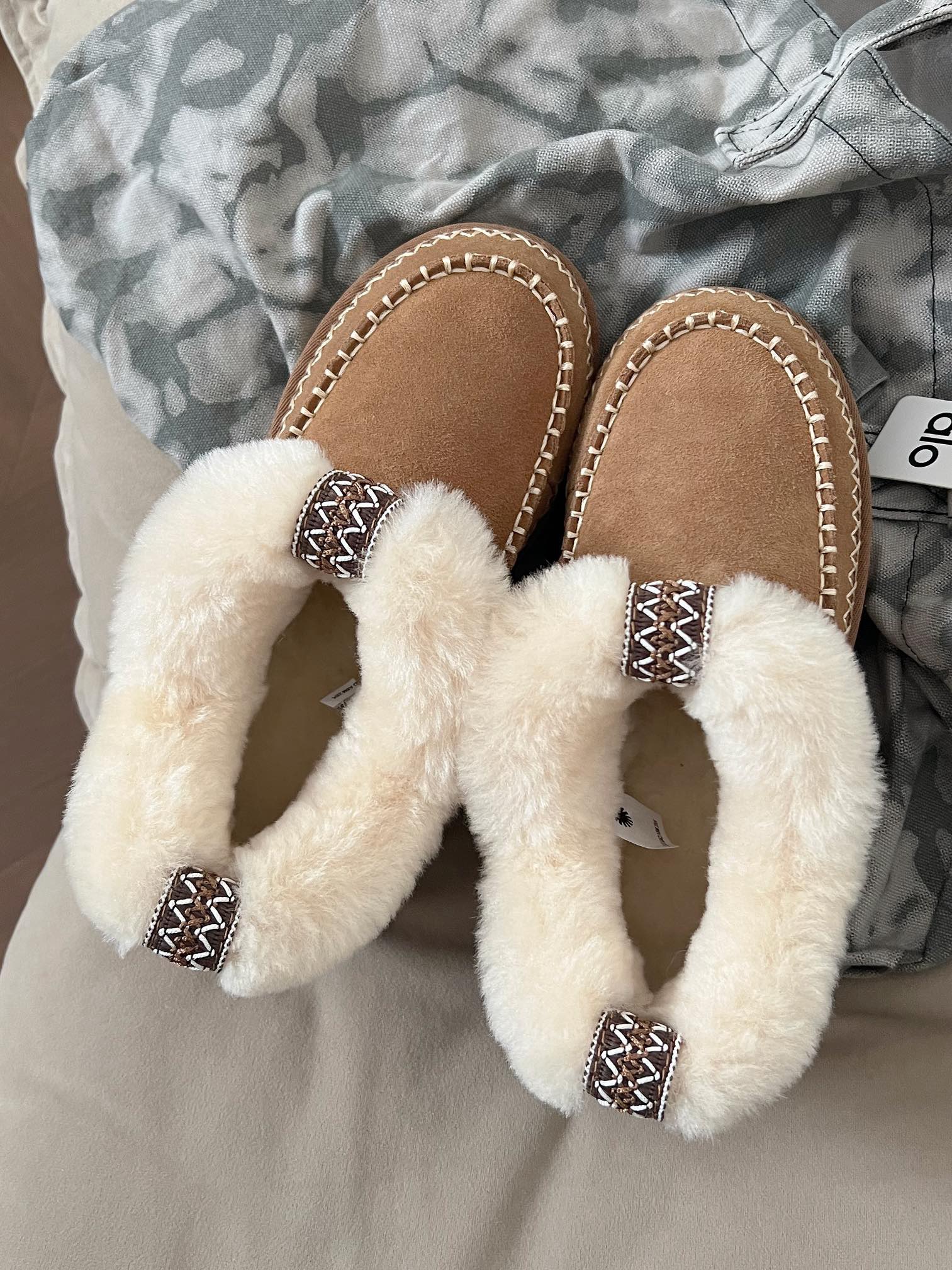 UGG 8224 - CCSHOES