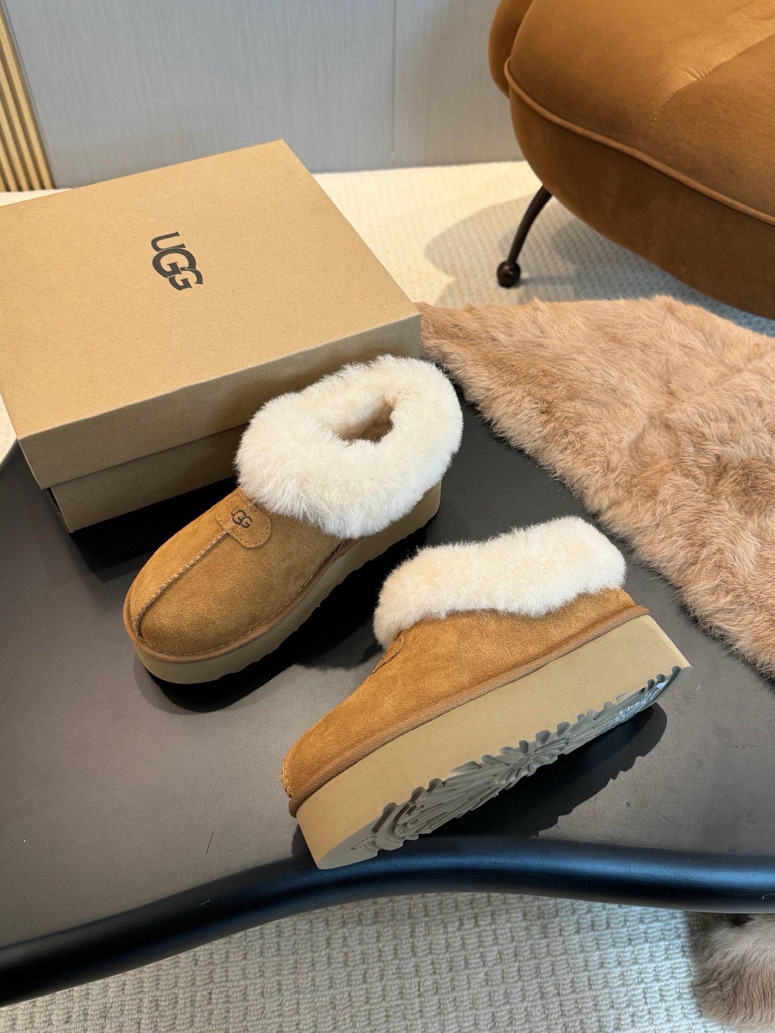 UGG - CCSHOES