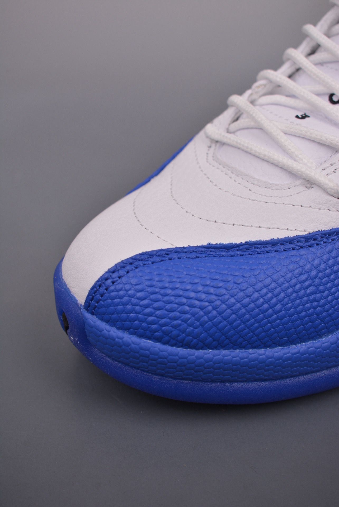 Air Jordan 12 Retro 