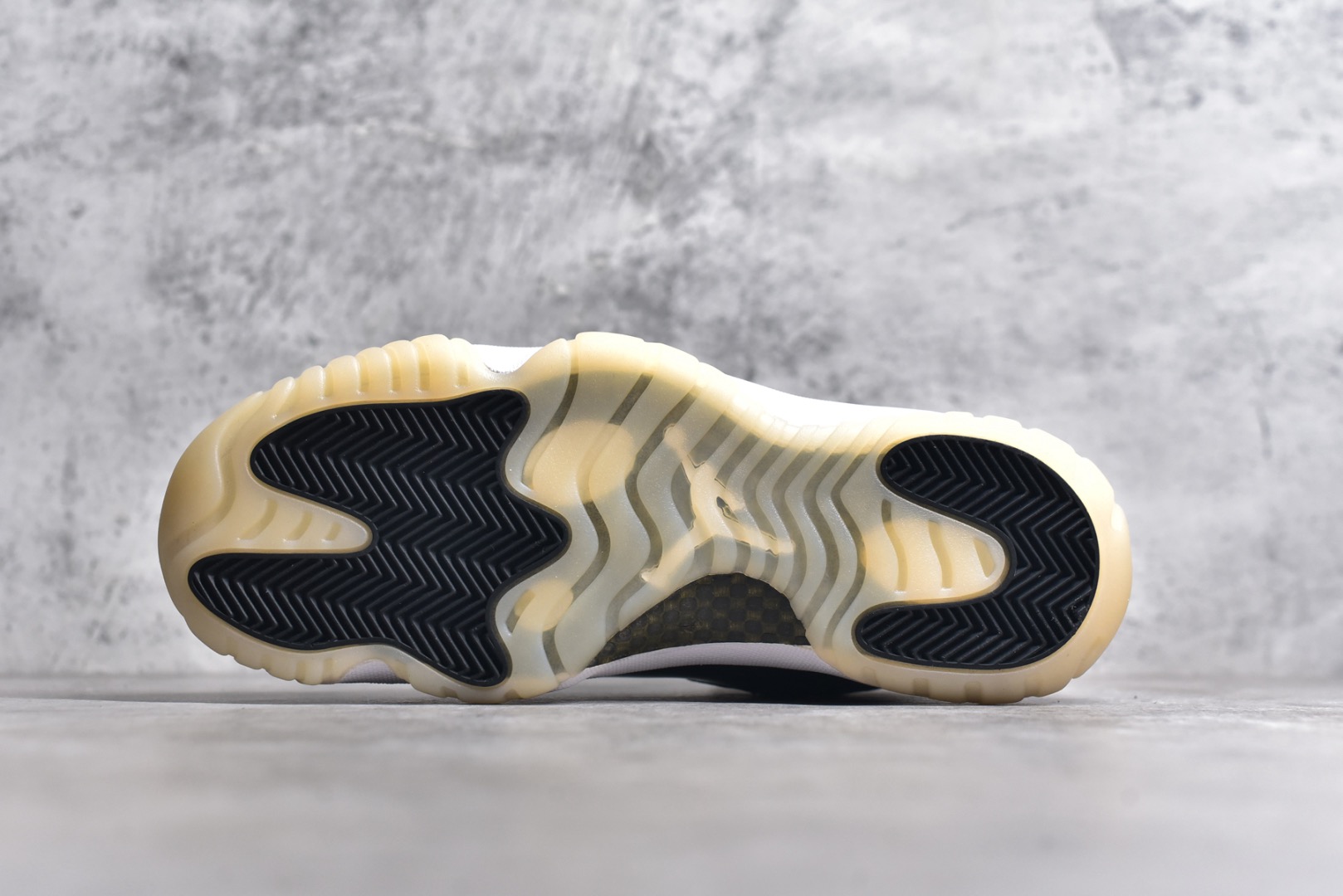 Air Jordan AJ11 