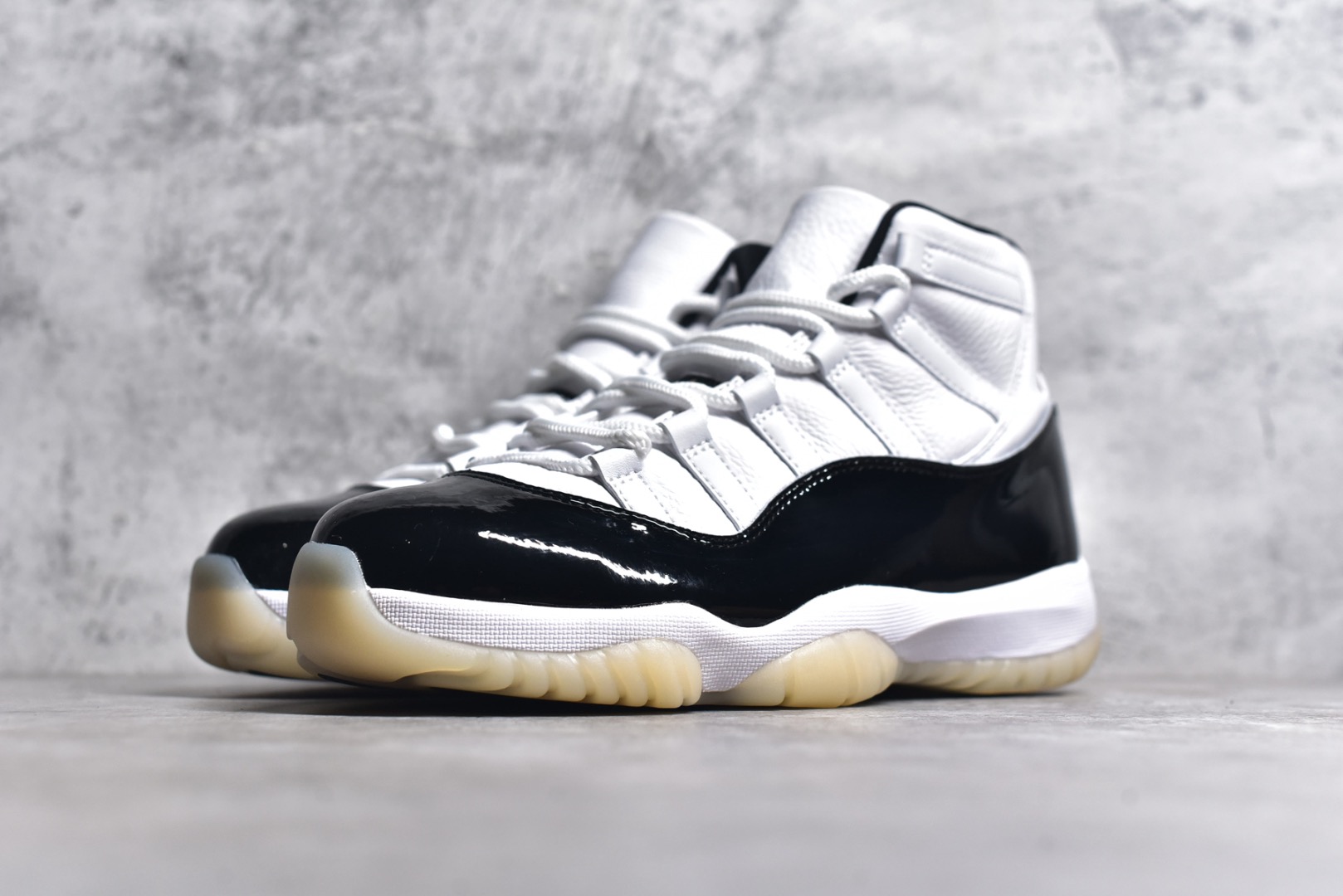 Air Jordan AJ11 