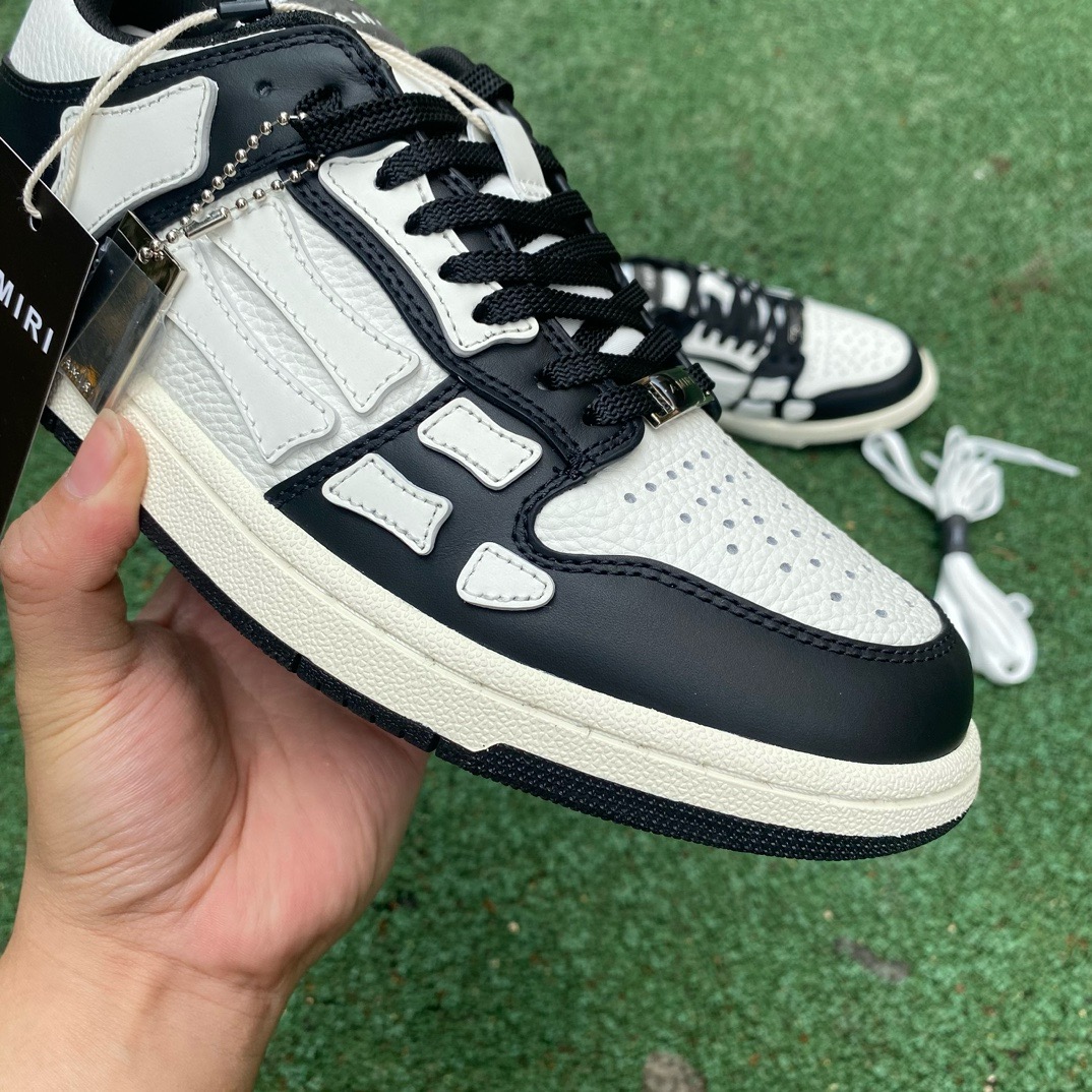 AR1M1 Low-Top Sneaker - CCSHOES