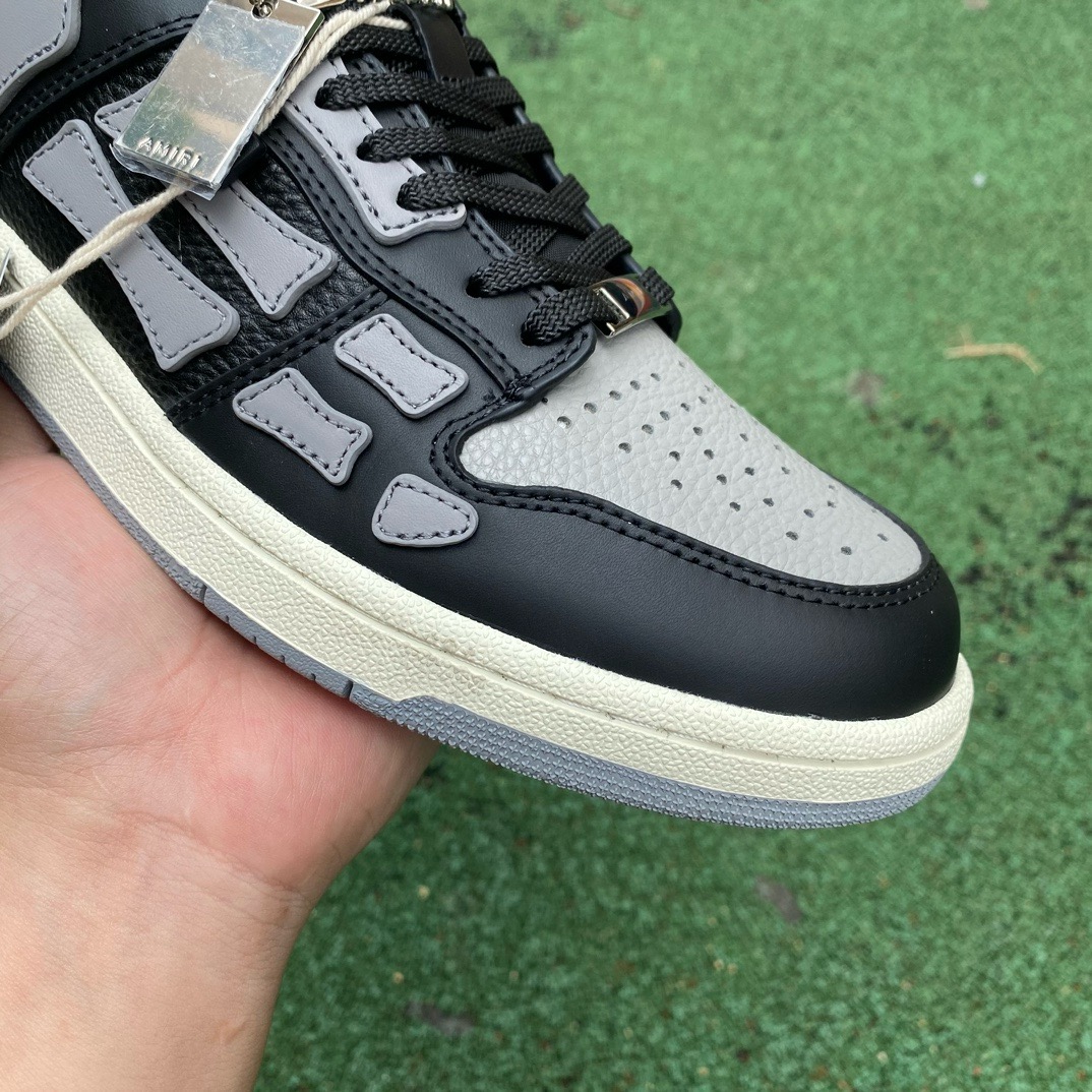 AR1M1 Low-Top Sneaker - CCSHOES