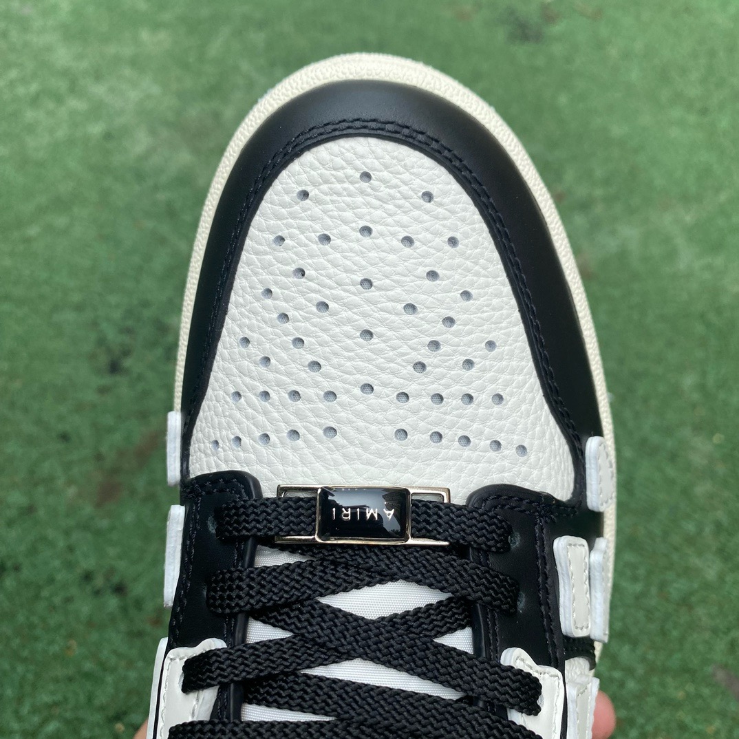 AR1M1 Low-Top Sneaker - CCSHOES