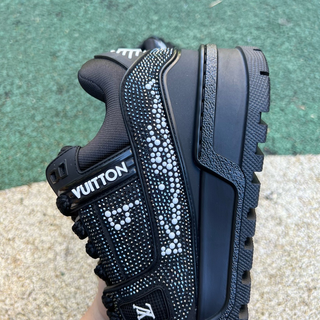 LV TRAINER MAXI Full of diamonds black - CCSHOES