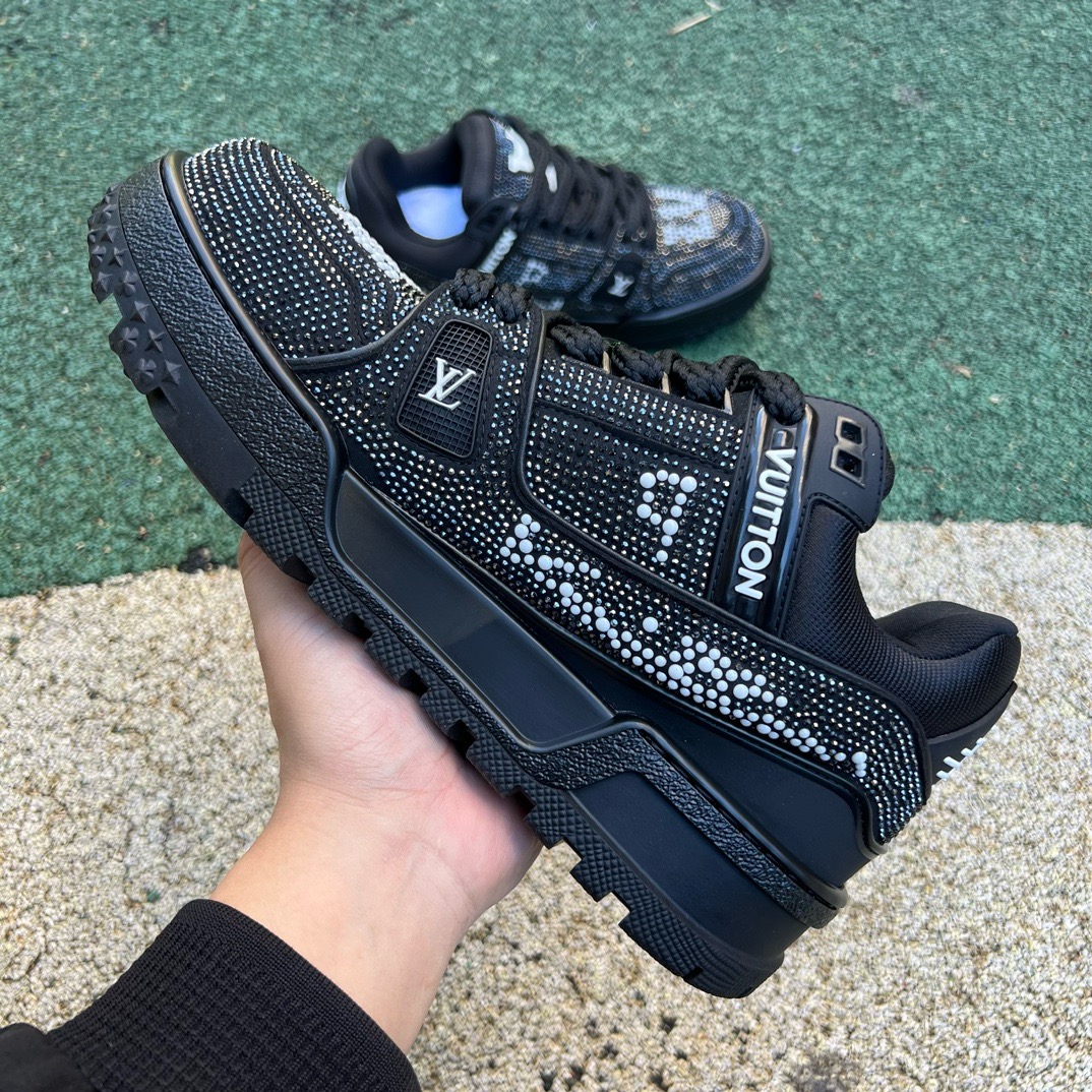 LV TRAINER MAXI Full of diamonds black - CCSHOES