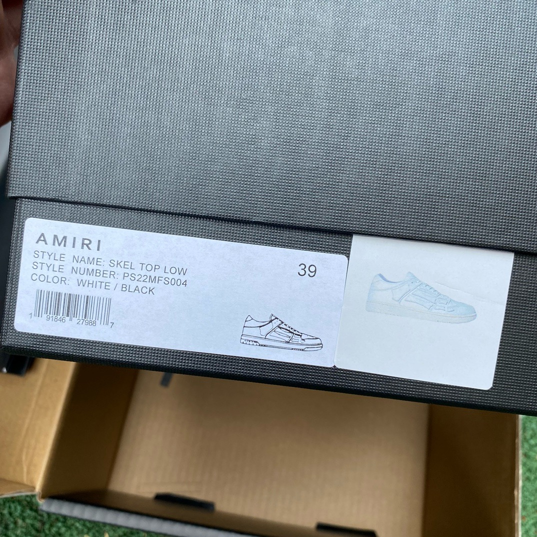 AR1M1 Low-Top Sneaker - CCSHOES