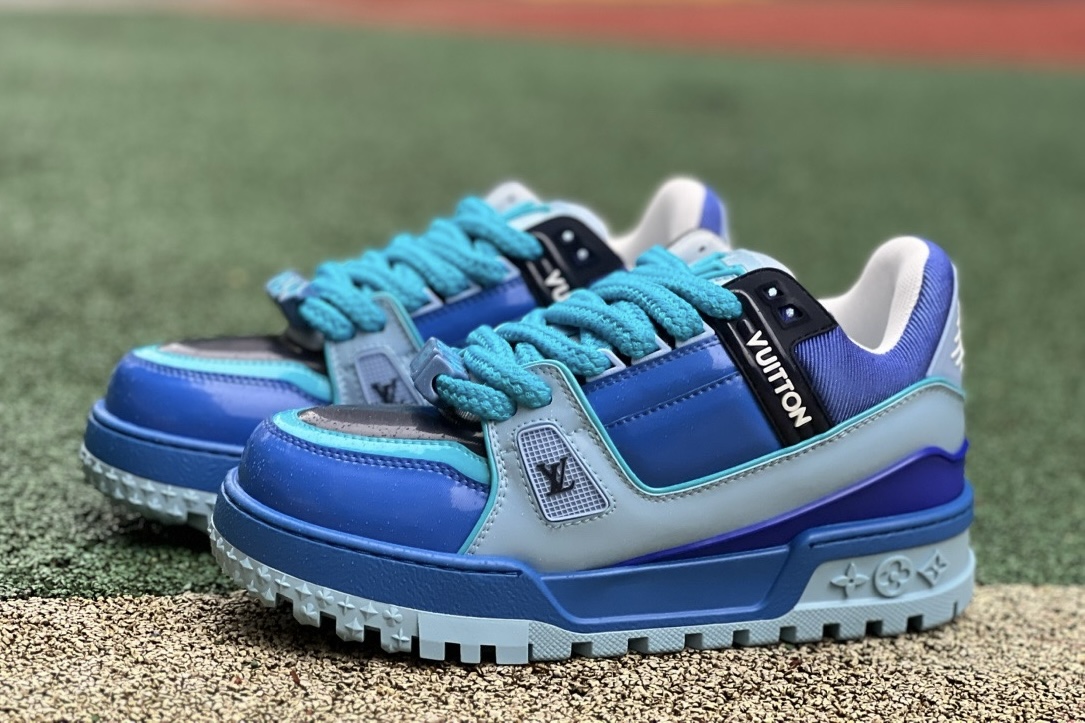 LV TRAINER MAXI Blue patent leather - CCSHOES