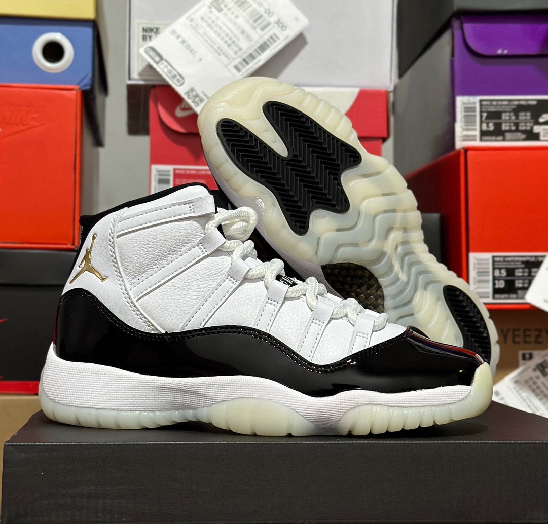 Air Jordan 11 “Neapolitan” AR0715-101 - CCSHOES