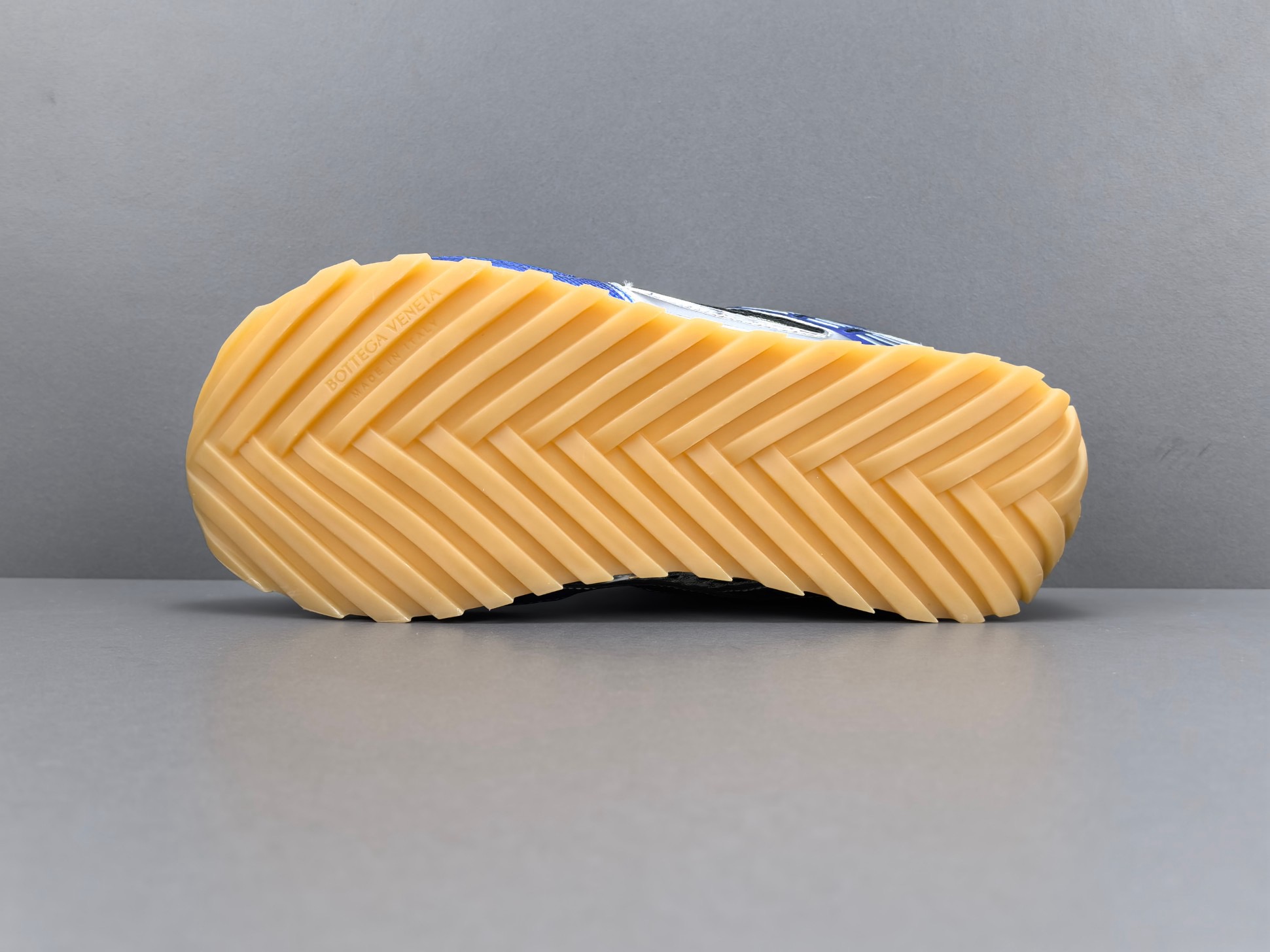 B0tteg*Veneta Orbit - CCSHOES