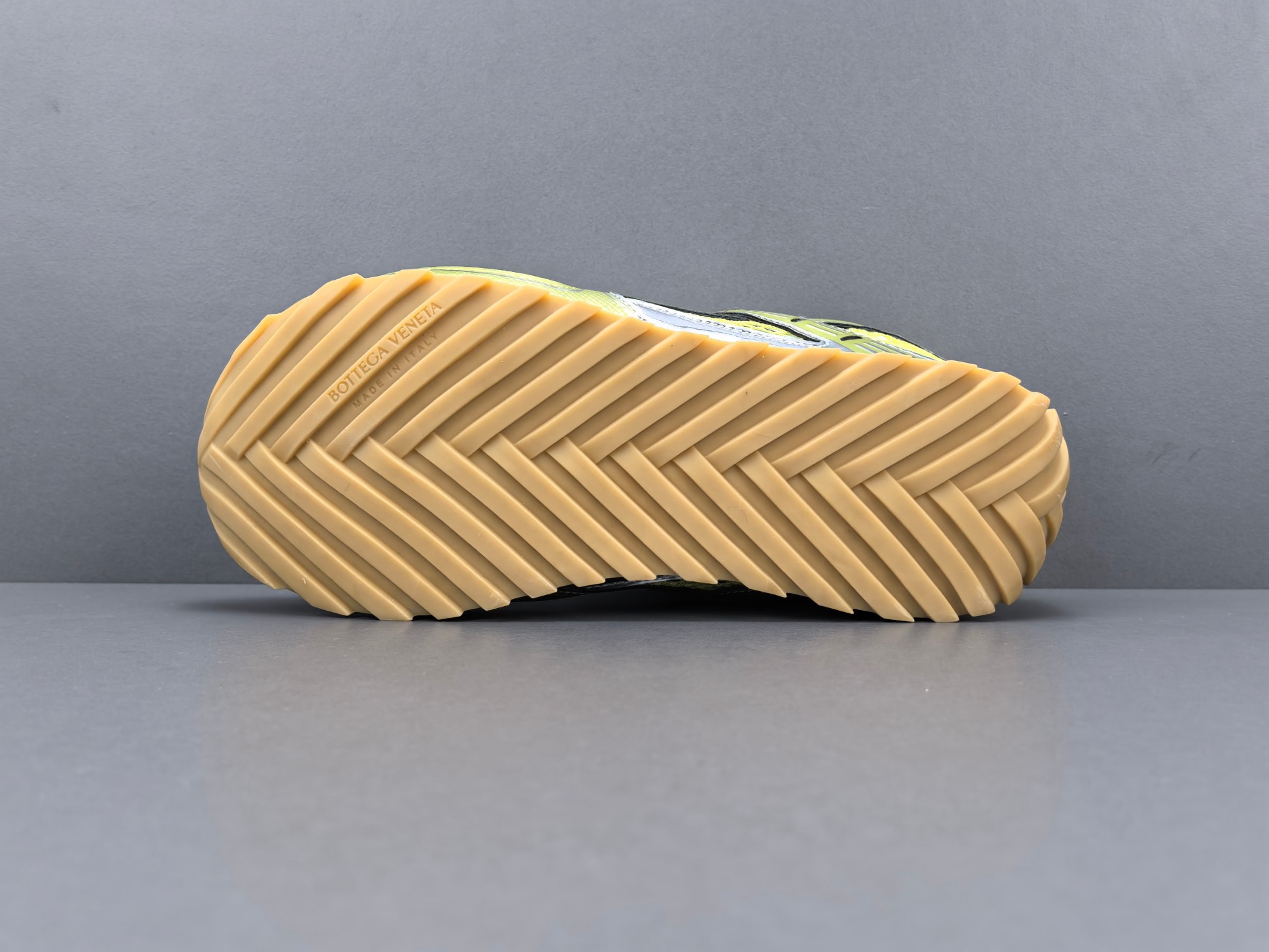 B0tteg*Veneta Orbit - CCSHOES