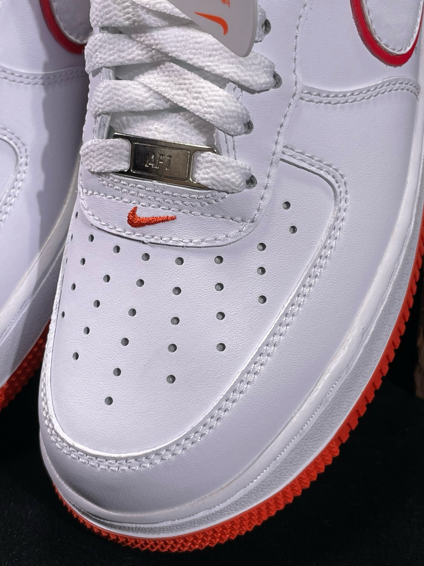 NIKE AIR FORCE 1 - CCSHOES