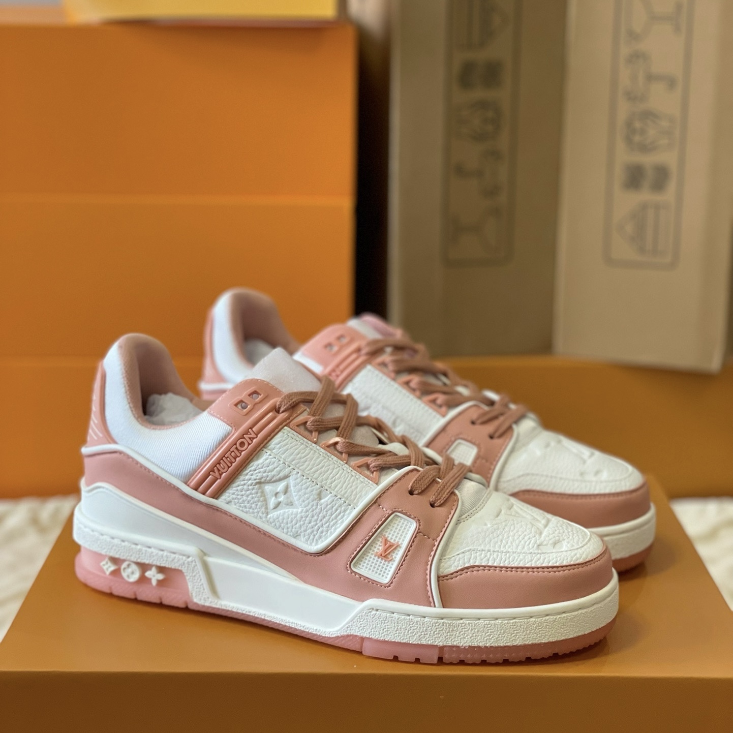 Loui Vuitto TRAINER SNEAKER - CCSHOES