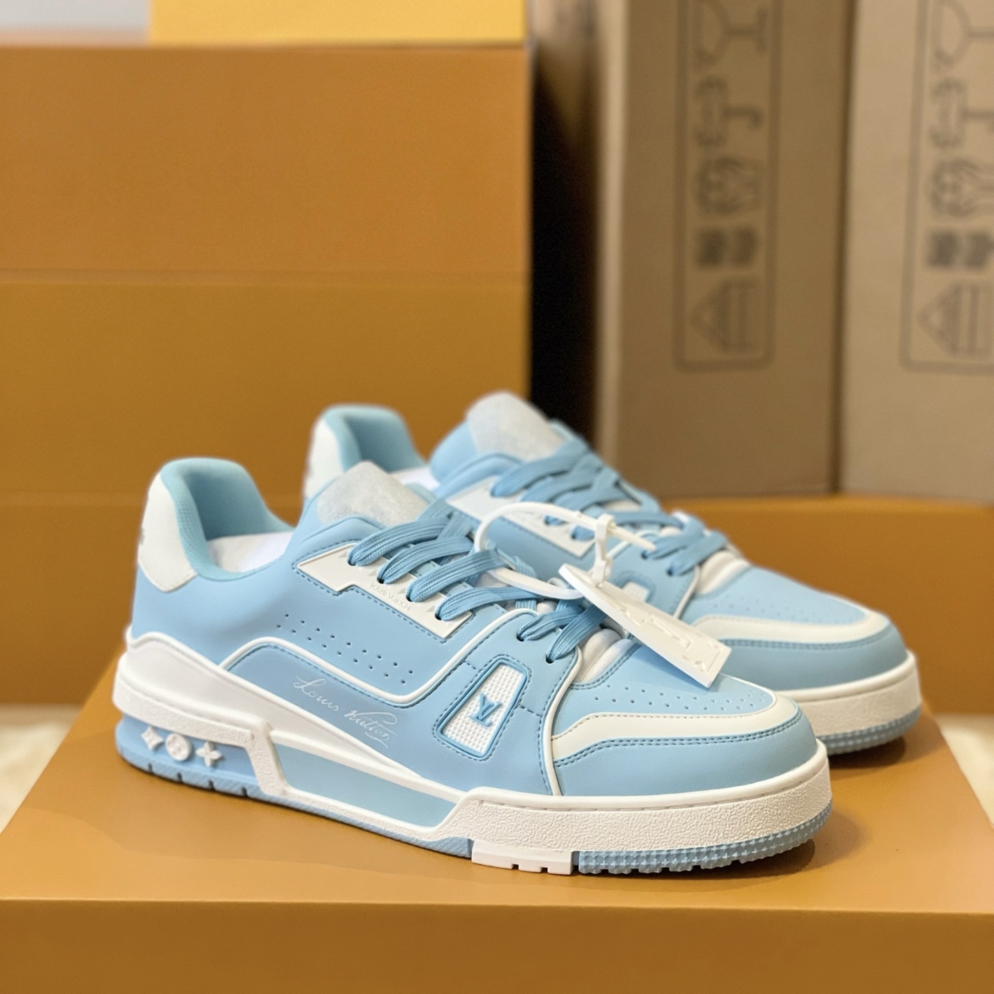 Loui Vuitto TRAINER SNEAKER - CCSHOES