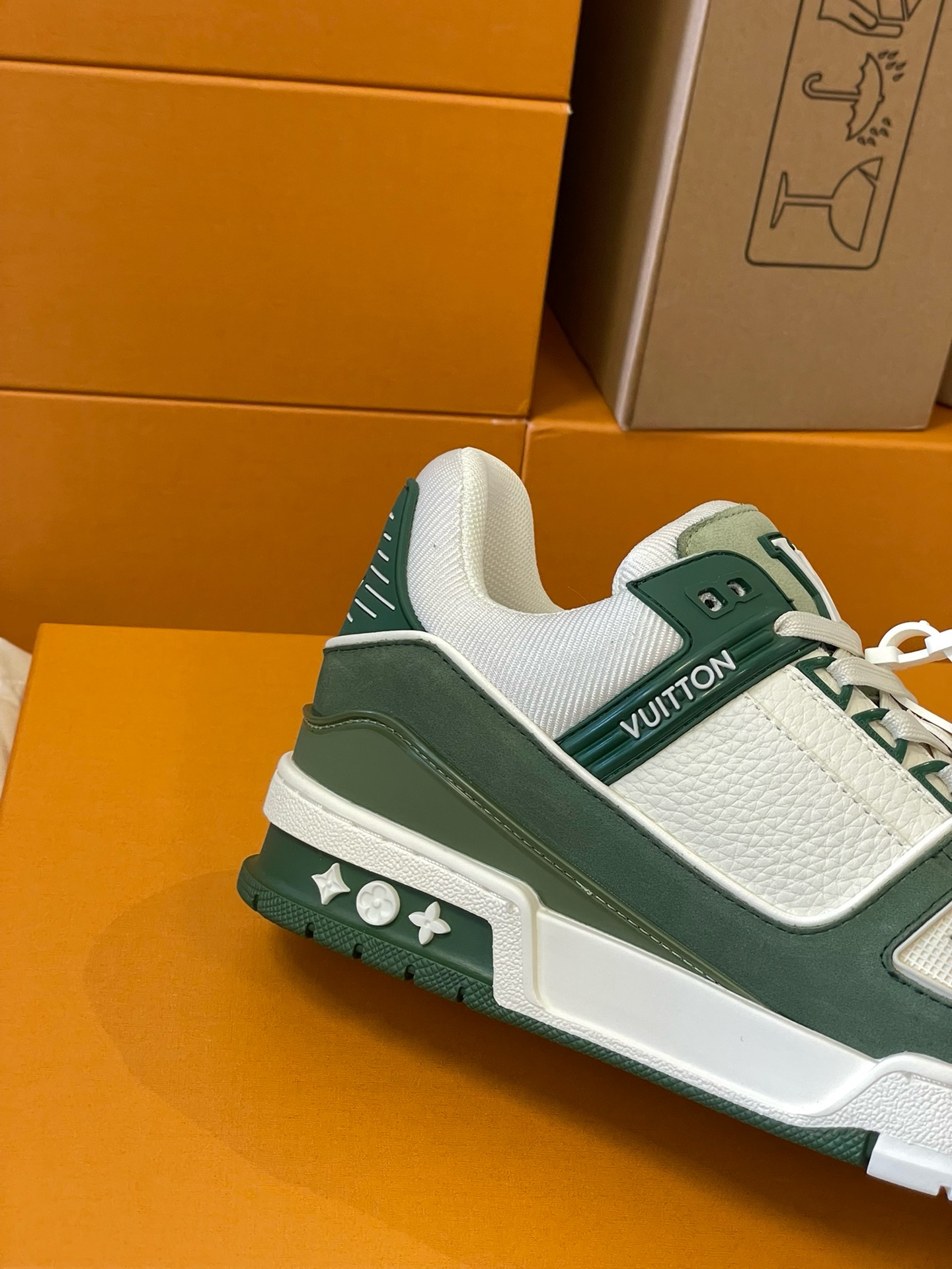 Loui Vuitto TRAINER SNEAKER - CCSHOES