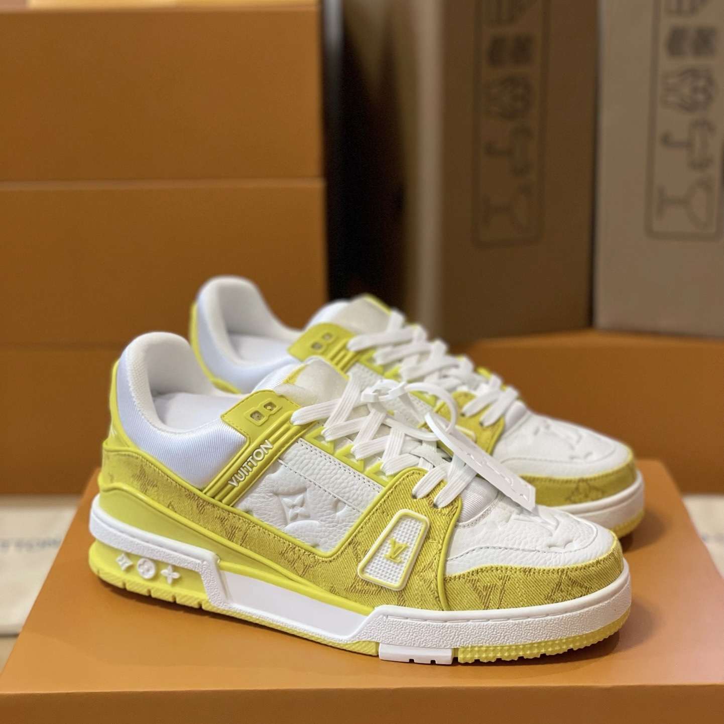 Loui Vuitto TRAINER SNEAKER - CCSHOES