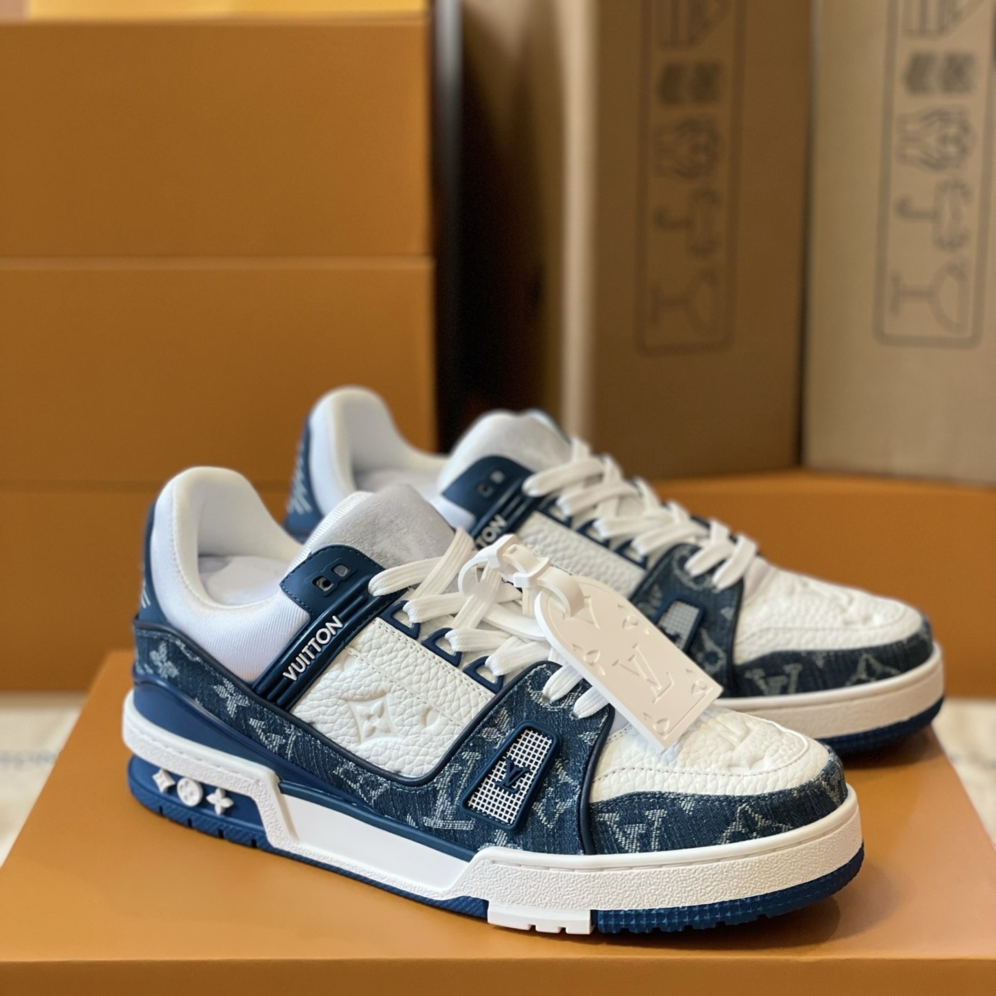 Loui Vuitto TRAINER SNEAKER - CCSHOES