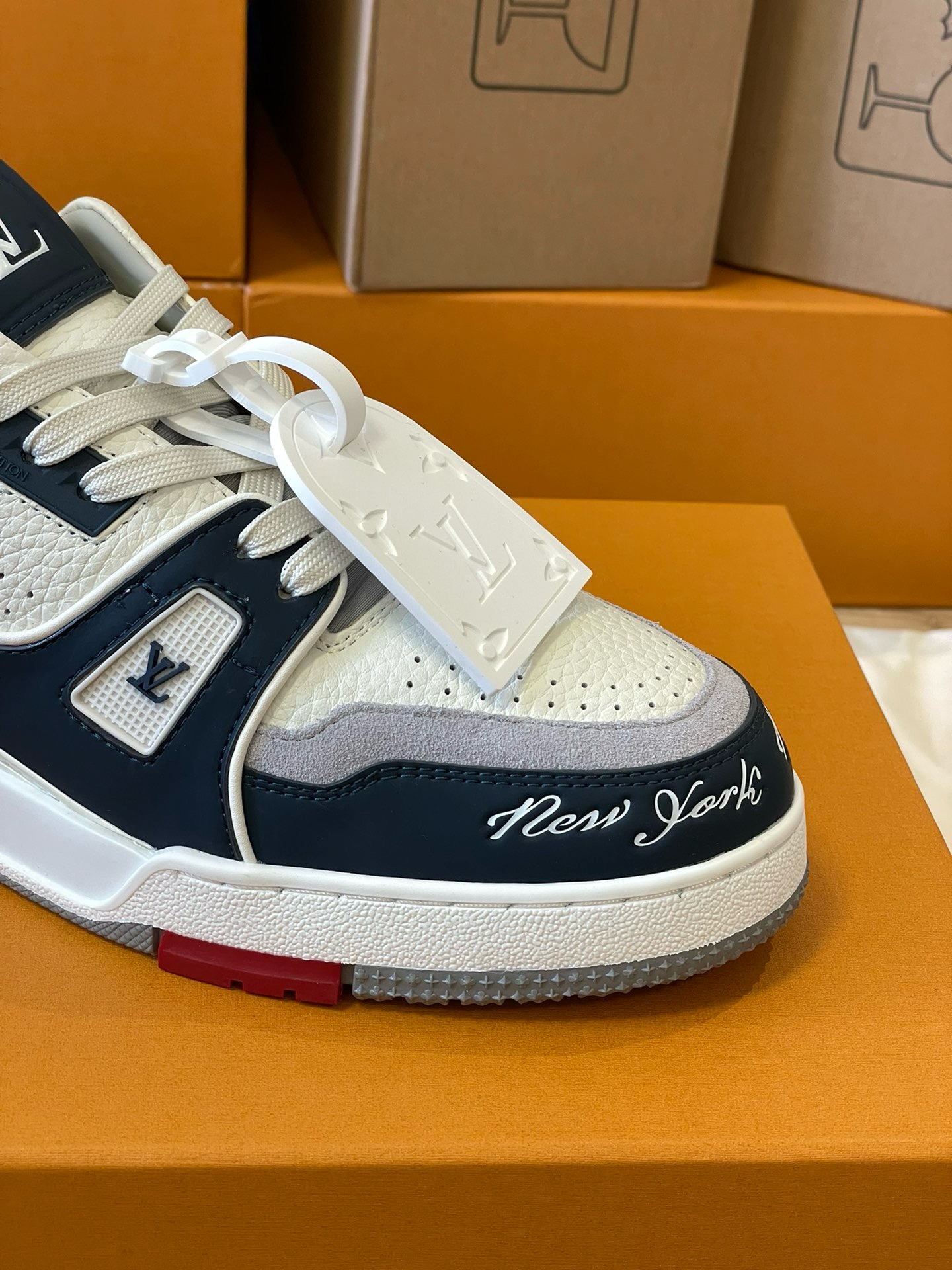 Loui Vuitto TRAINER SNEAKER - CCSHOES