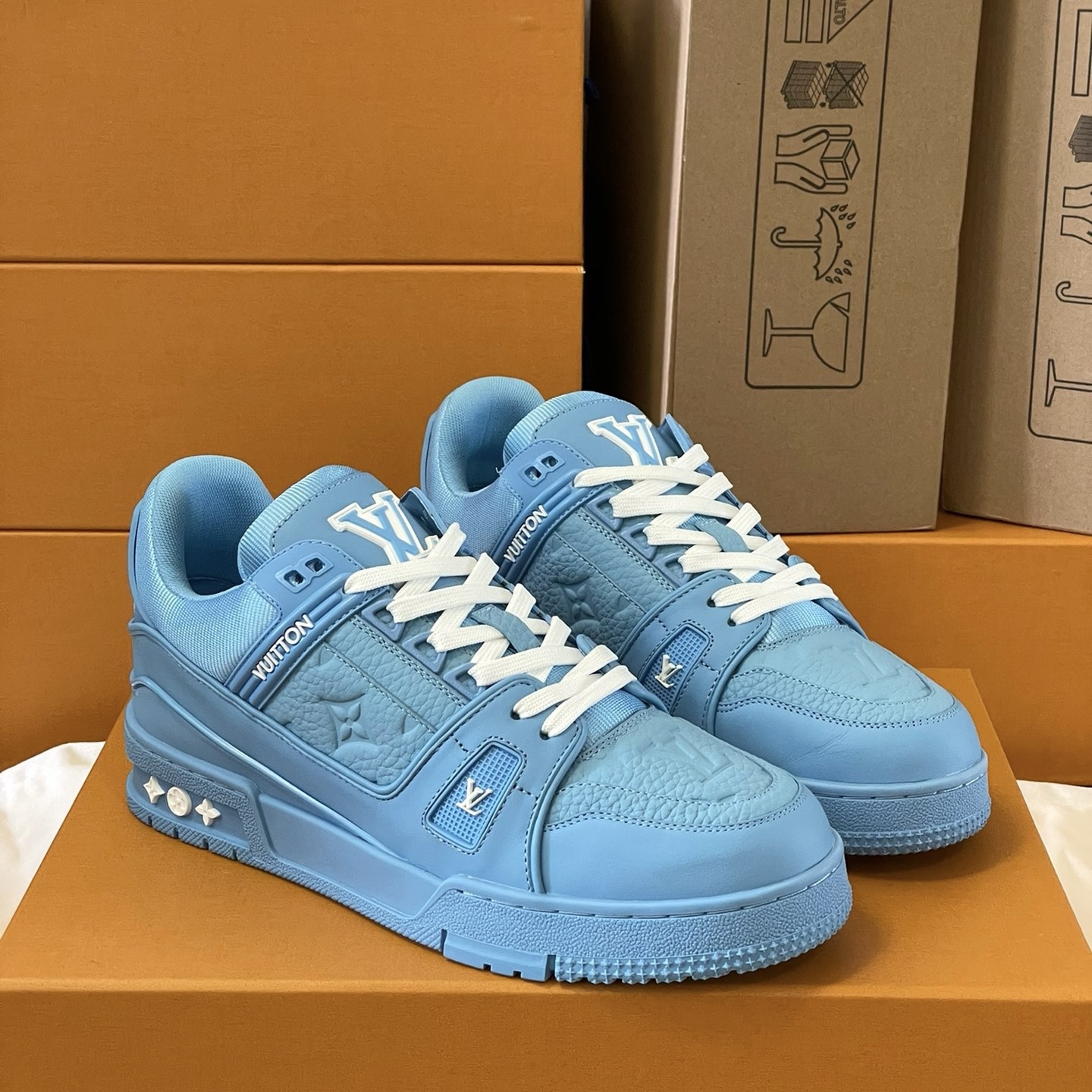 Loui Vuitto TRAINER SNEAKER - CCSHOES