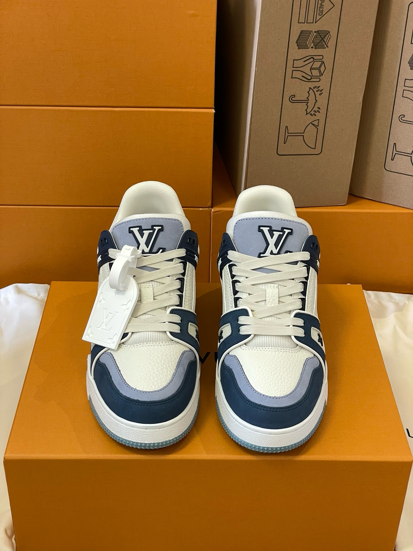 Loui Vuitto TRAINER SNEAKER - CCSHOES