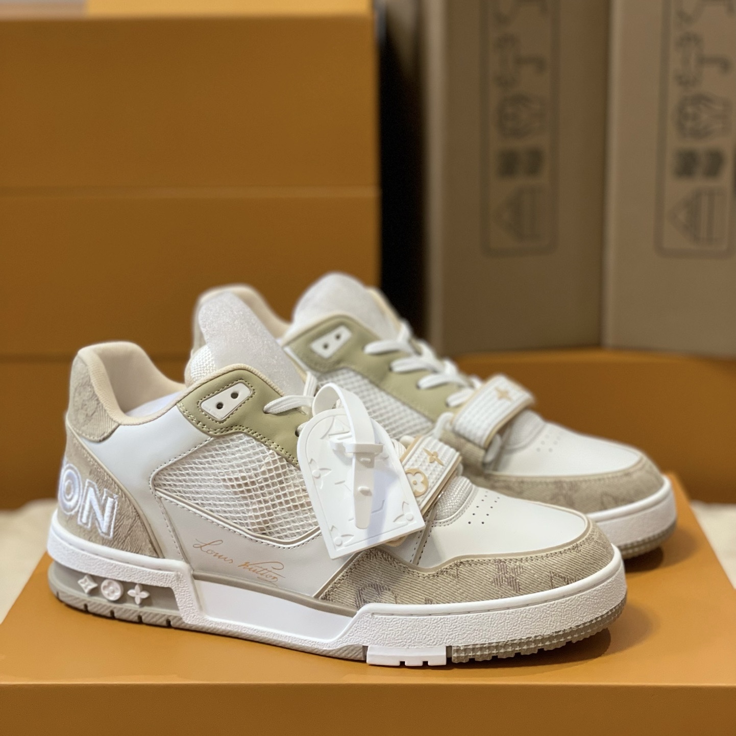 Loui Vuitto TRAINER SNEAKER - CCSHOES