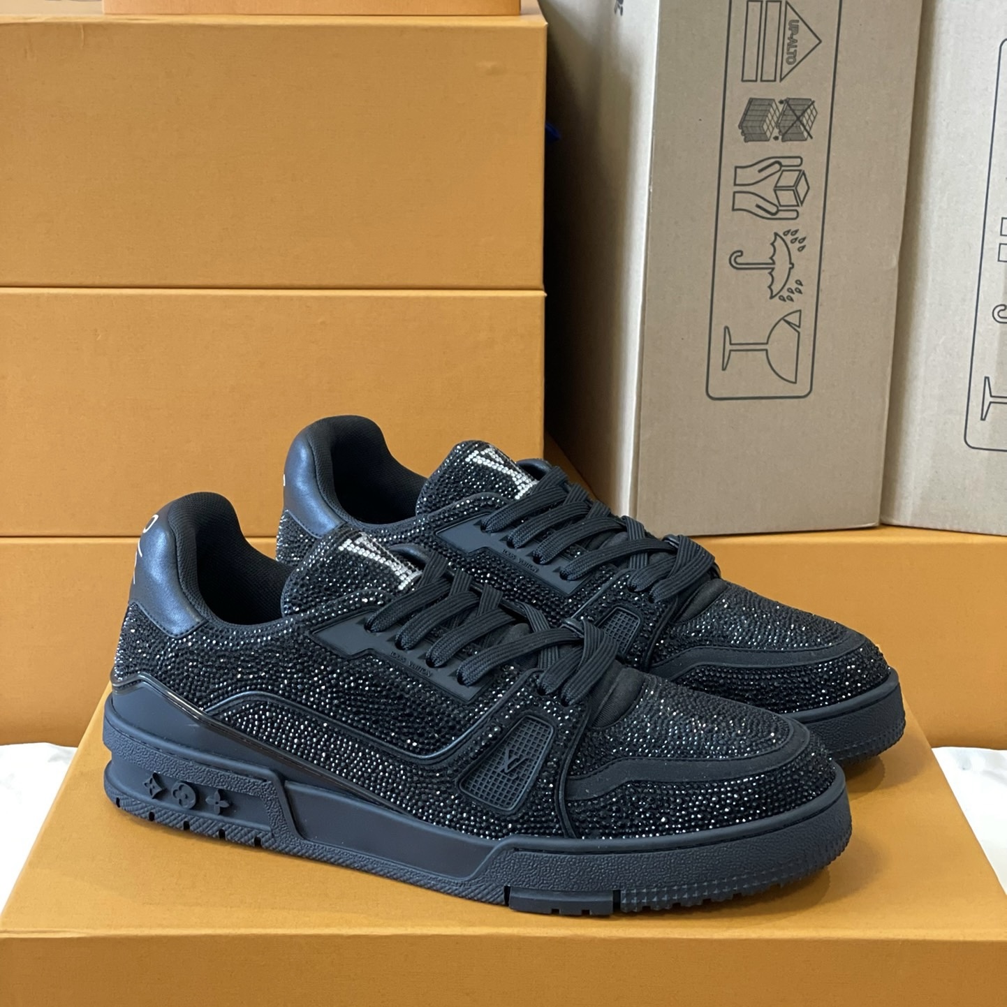 Loui Vuitto TRAINER SNEAKER - CCSHOES