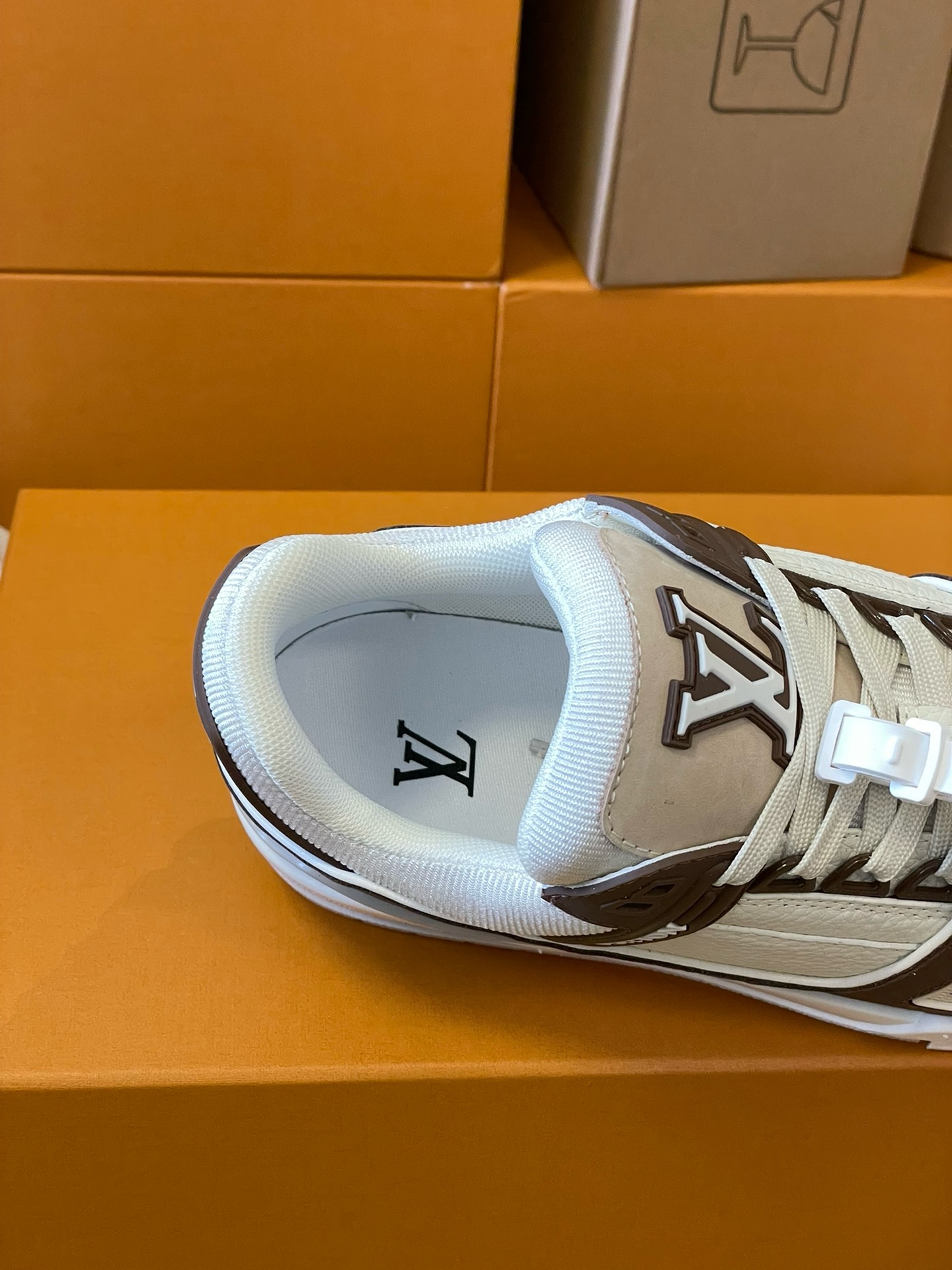 Loui Vuitto TRAINER SNEAKER - CCSHOES