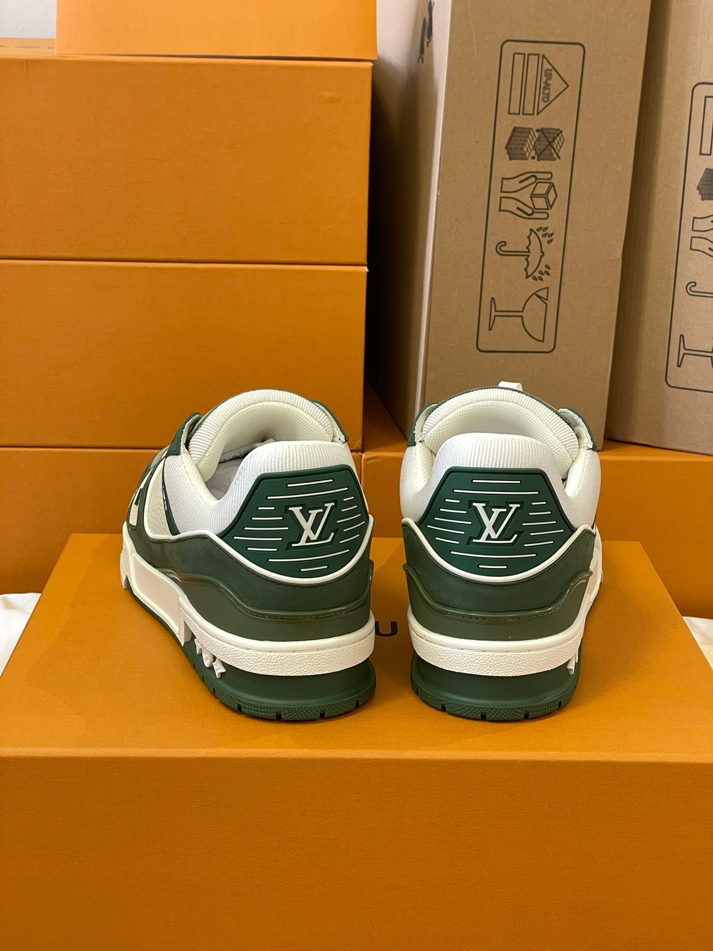 Loui Vuitto TRAINER SNEAKER - CCSHOES