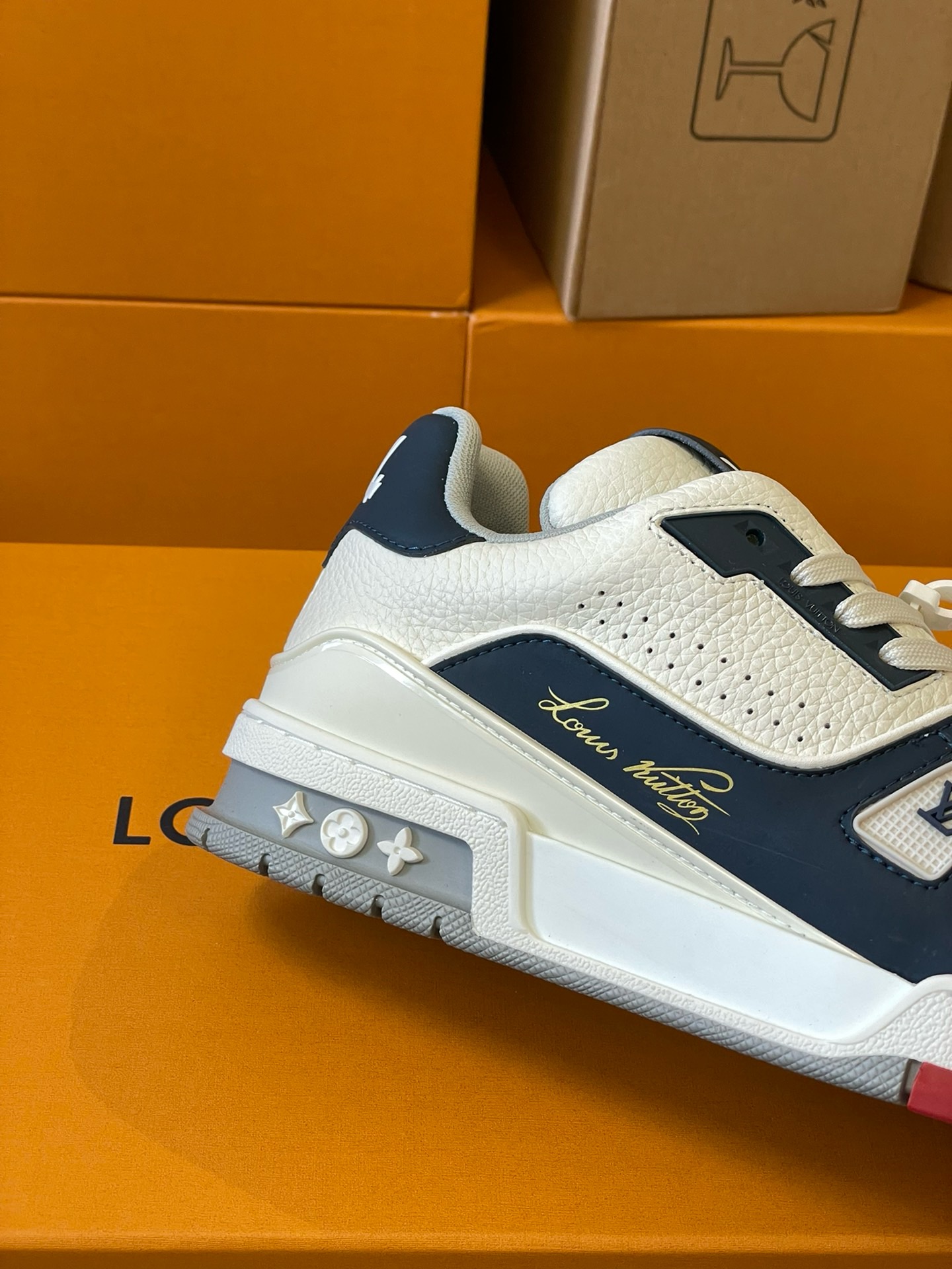 Loui Vuitto TRAINER SNEAKER - CCSHOES