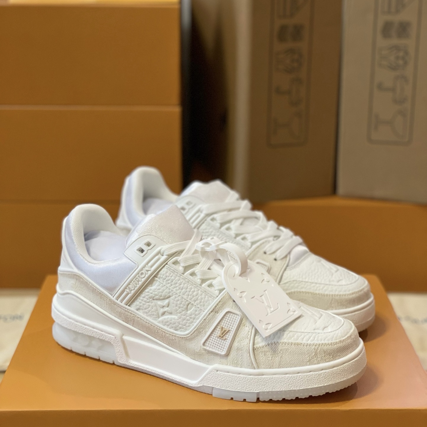 Loui Vuitto TRAINER SNEAKER - CCSHOES