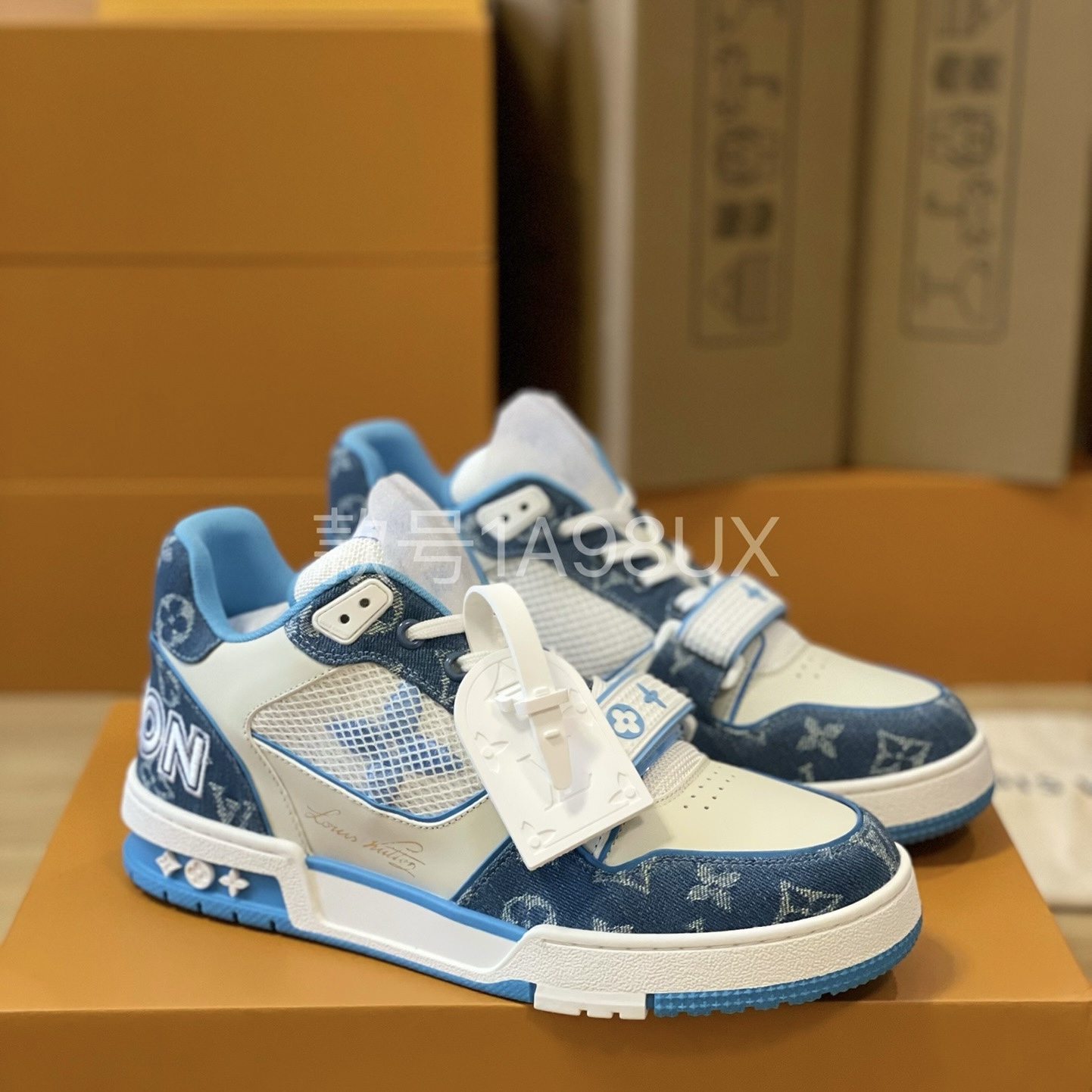 Loui Vuitto TRAINER SNEAKER - CCSHOES