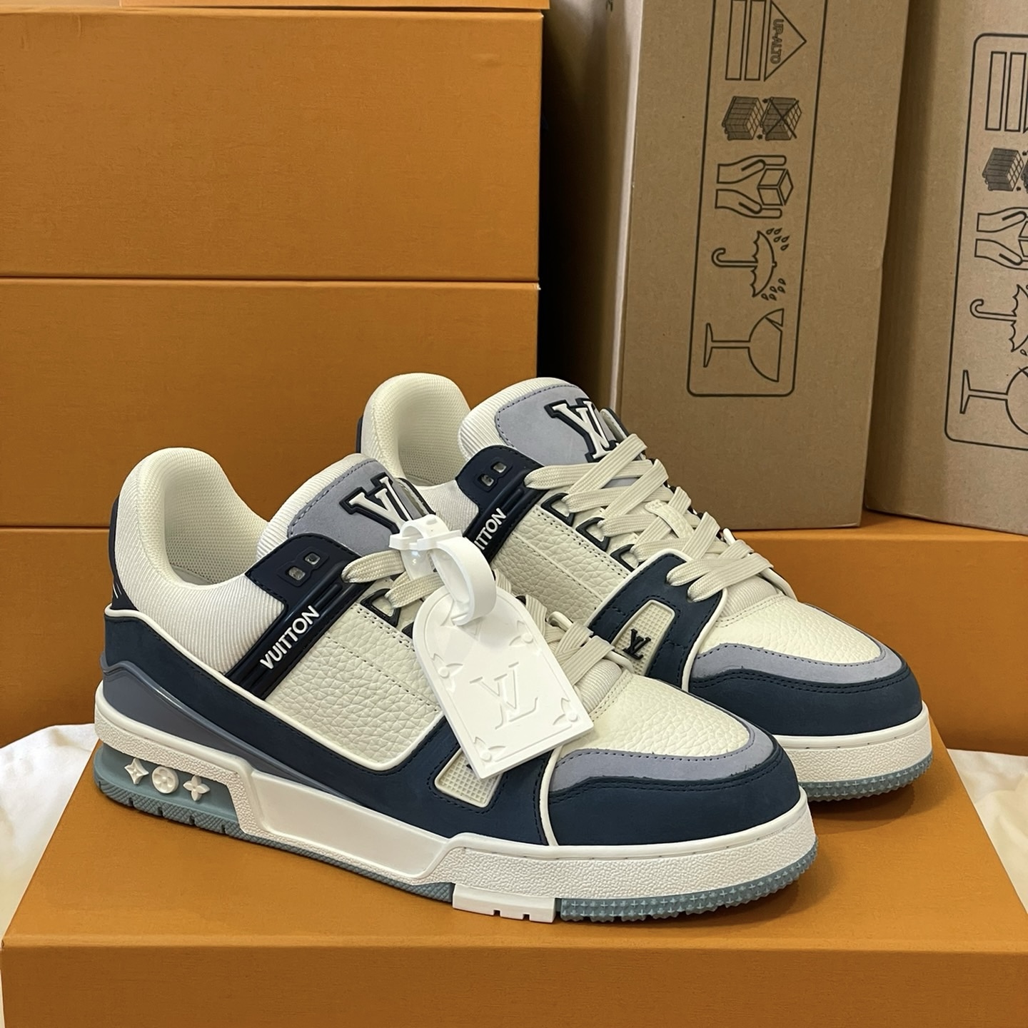 Loui Vuitto TRAINER SNEAKER - CCSHOES