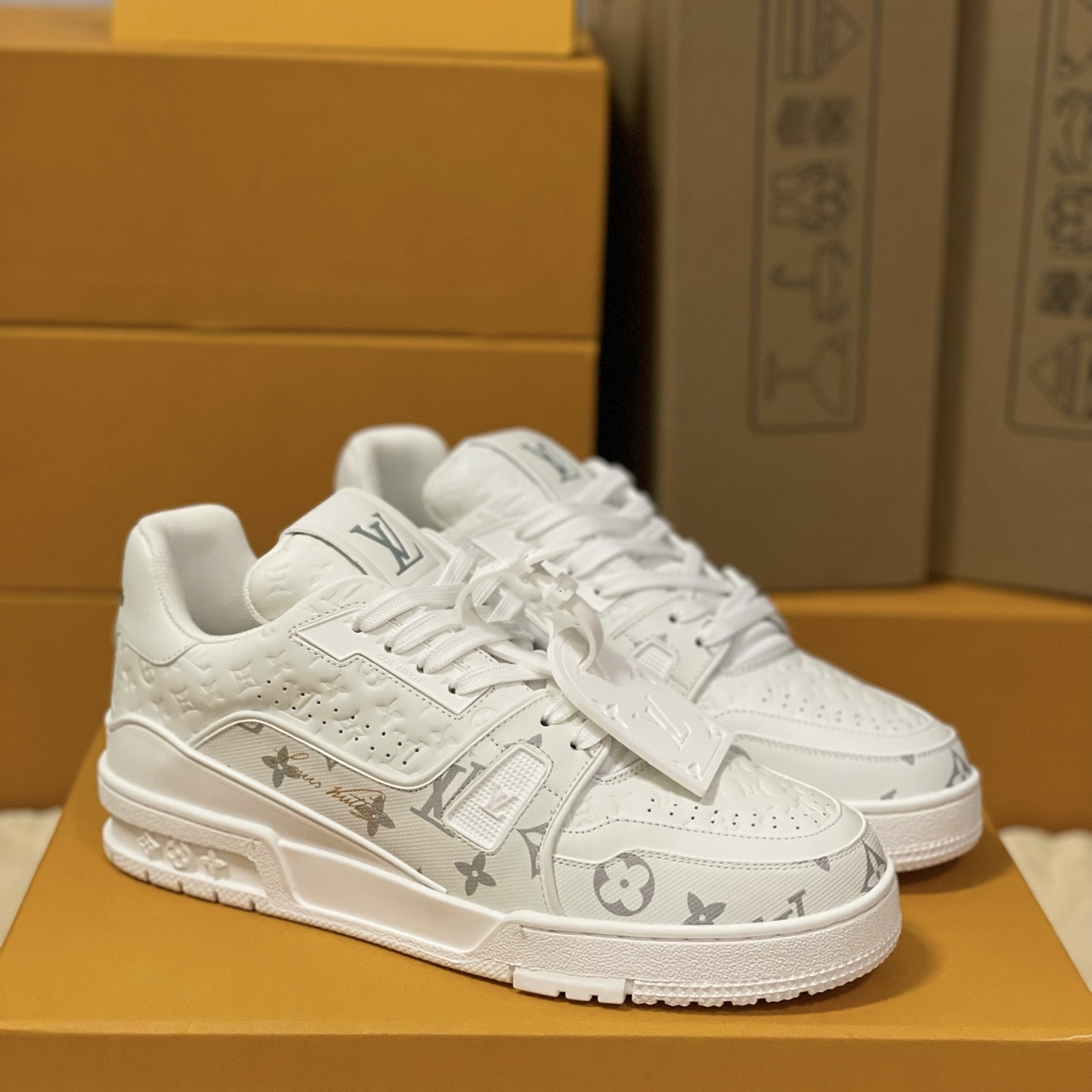 Loui Vuitto TRAINER SNEAKER - CCSHOES