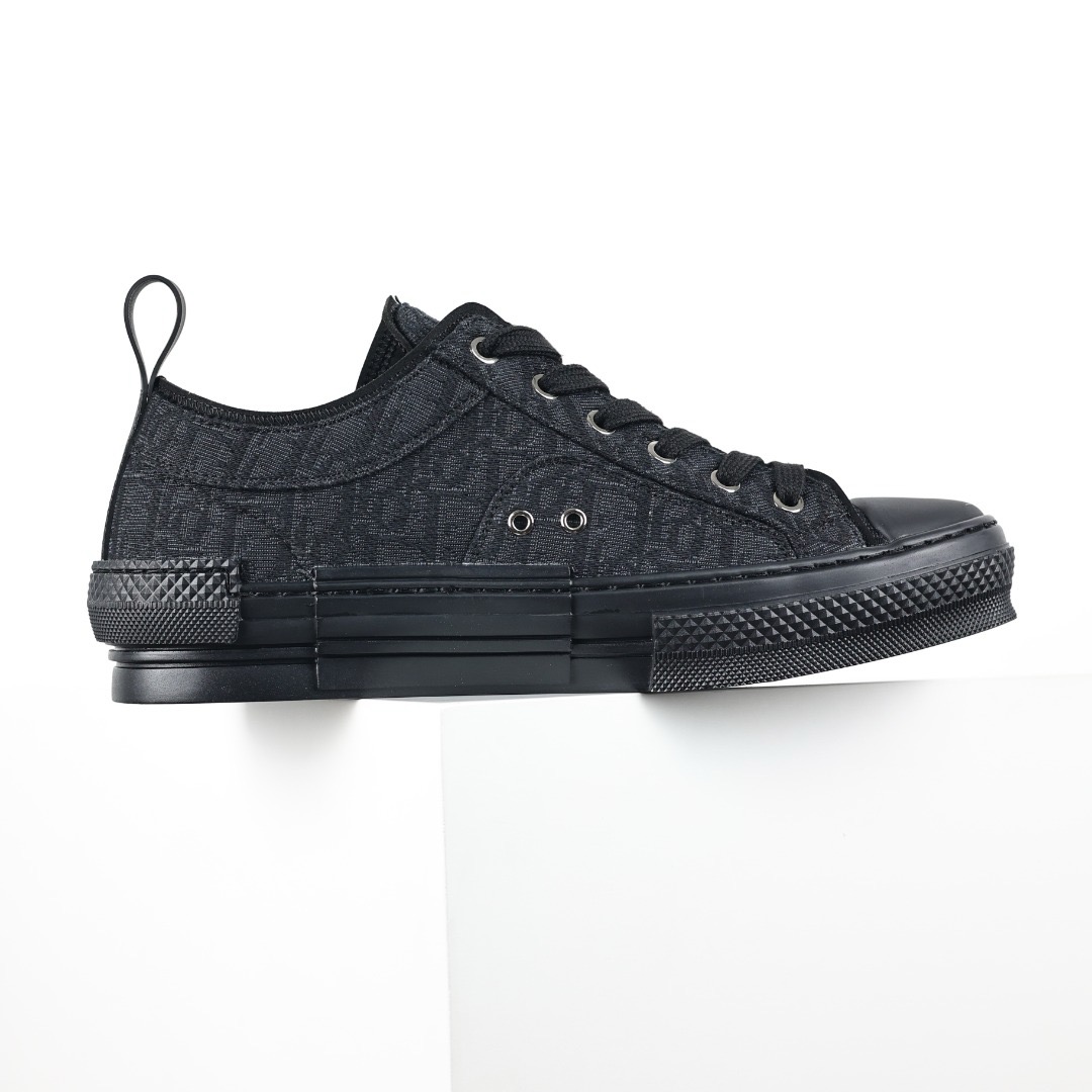 DR B23 Oblique Low Top Sneakers - CCSHOES