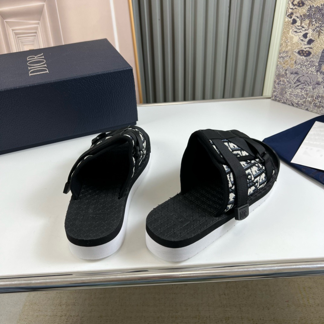 DR Slippers - CCSHOES