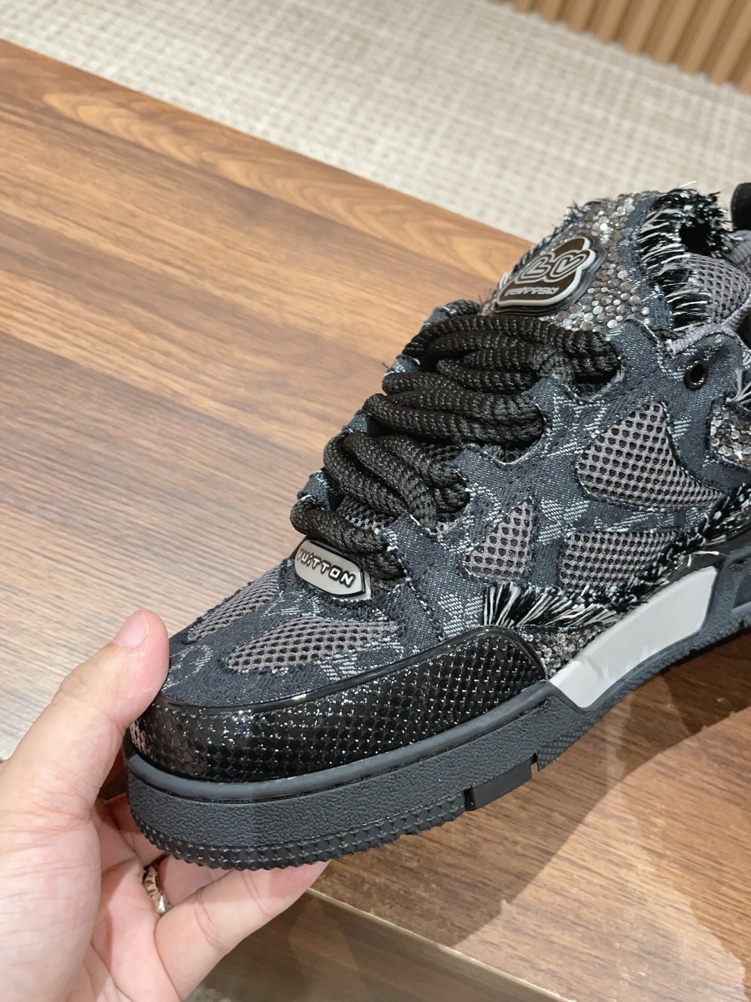 Loui Vuitto LV Skate Sneaker - CCSHOES