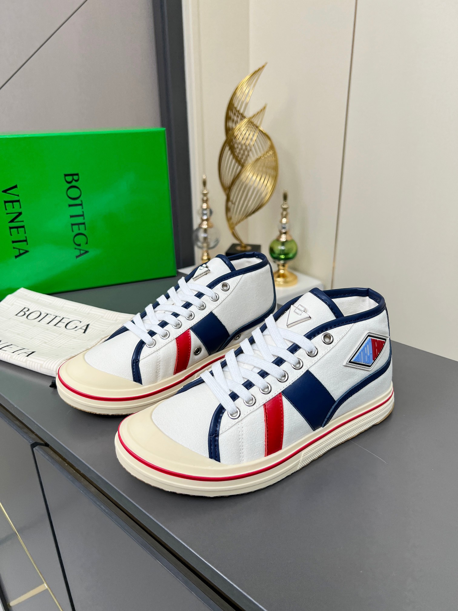B0tteg*Veneta Orbit - CCSHOES