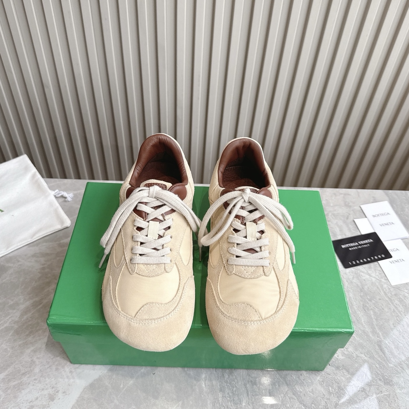 B0tteg*Veneta Orbit - CCSHOES