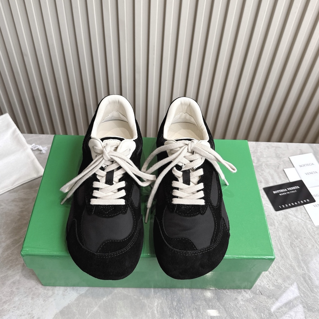 B0tteg*Veneta Orbit - CCSHOES