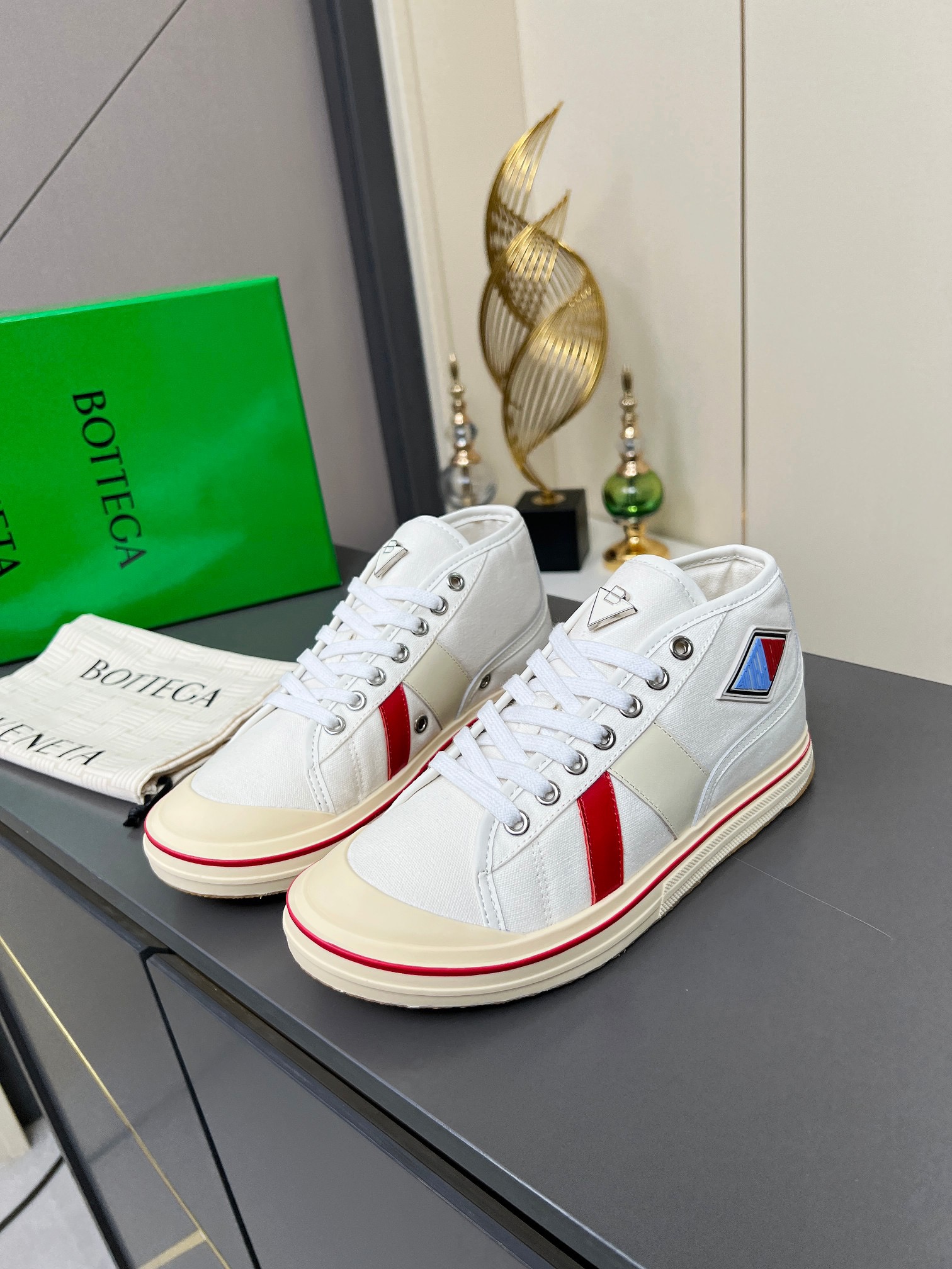 B0tteg*Veneta Orbit - CCSHOES