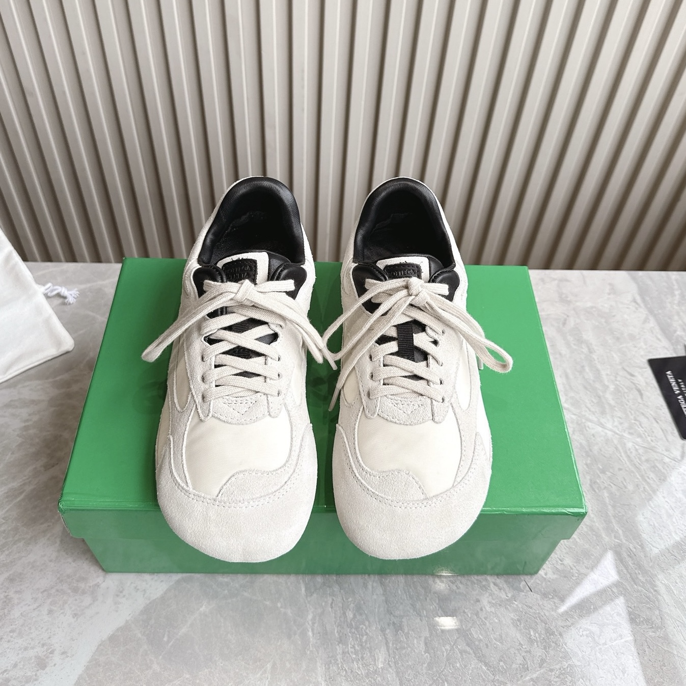 B0tteg*Veneta Orbit - CCSHOES