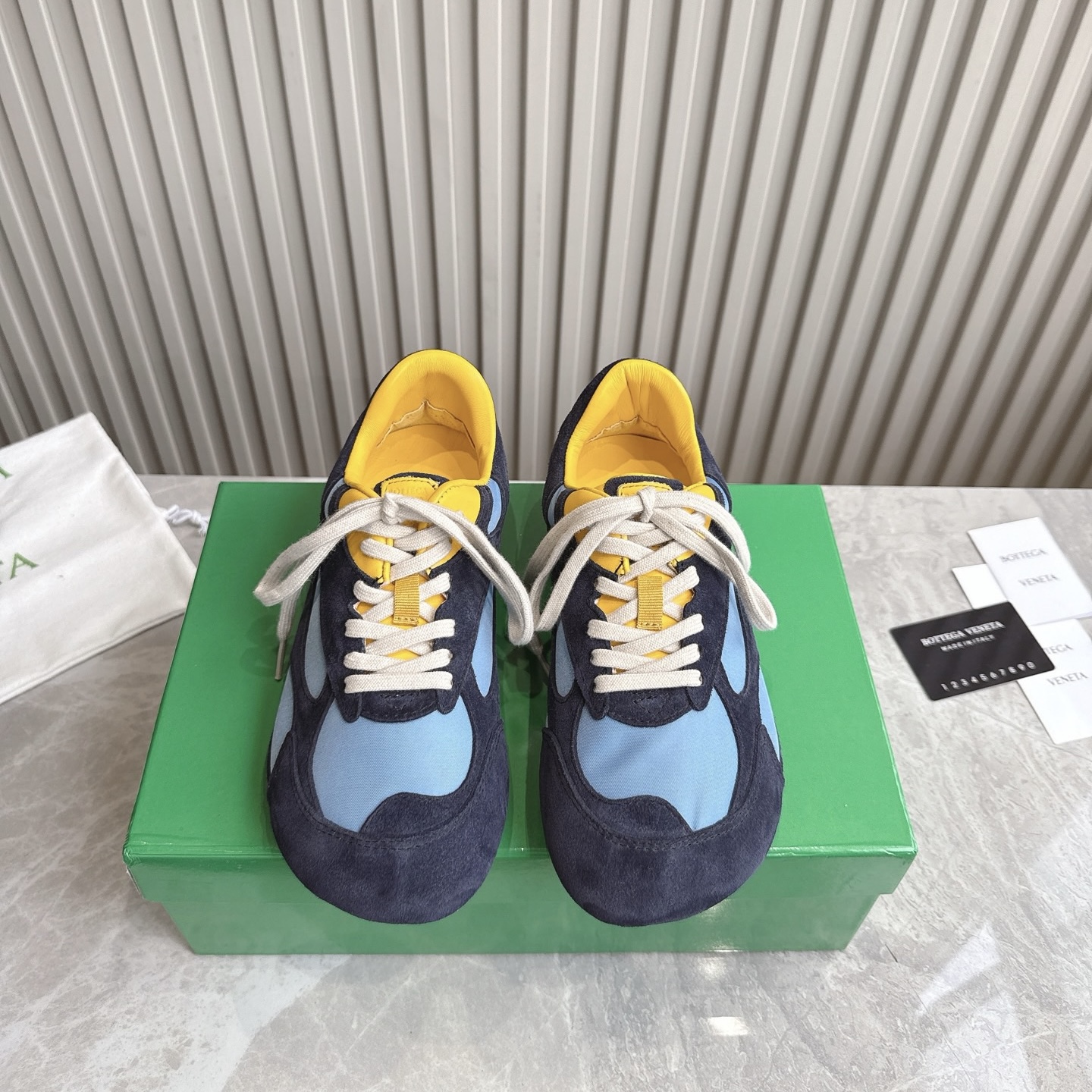 B0tteg*Veneta Orbit - CCSHOES