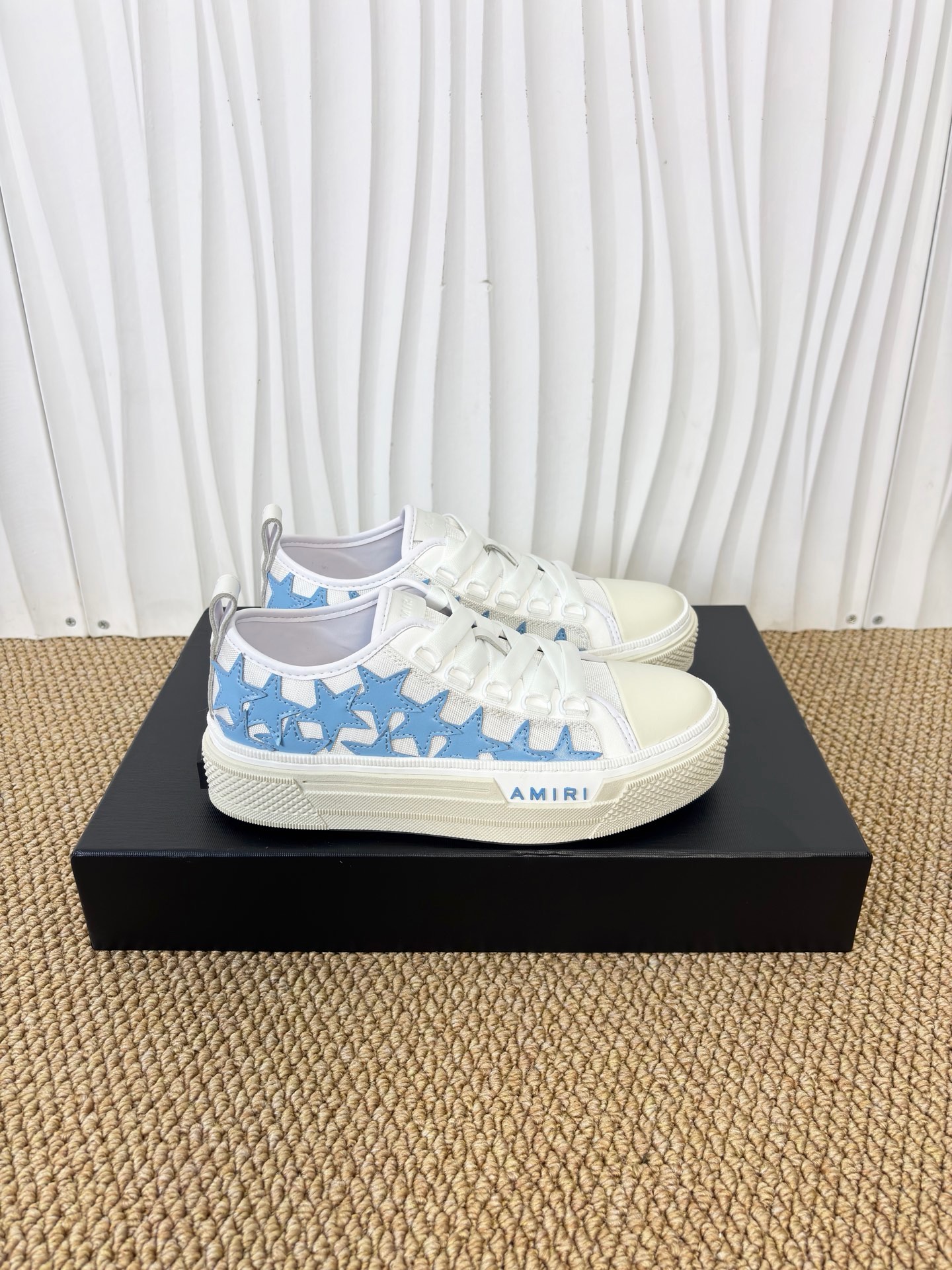 AMIRI STARS Sneakers - CCSHOES