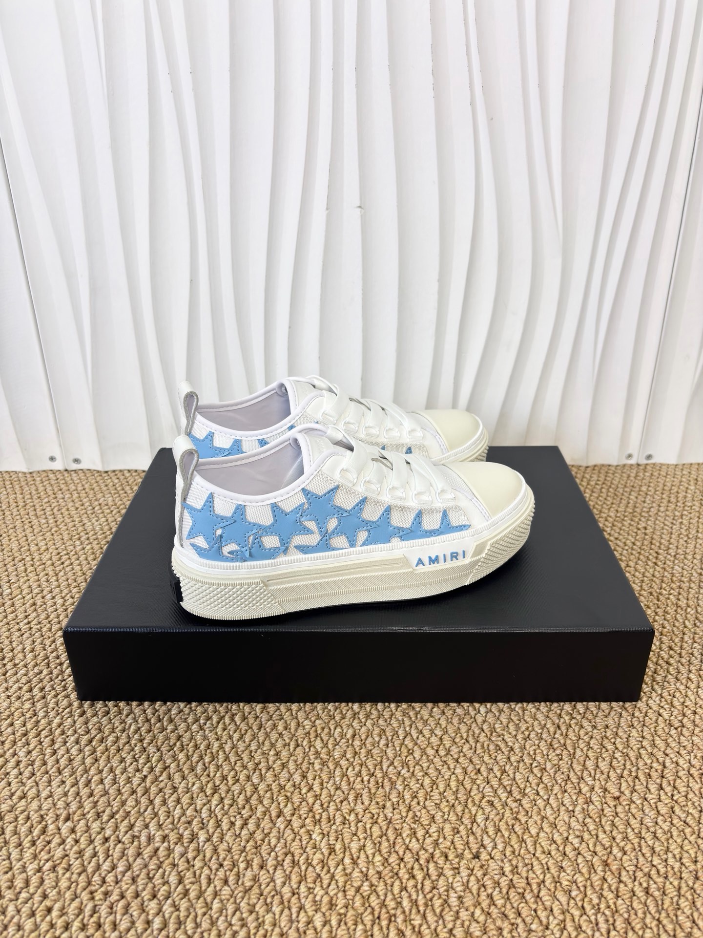 AMIRI STARS Sneakers - CCSHOES