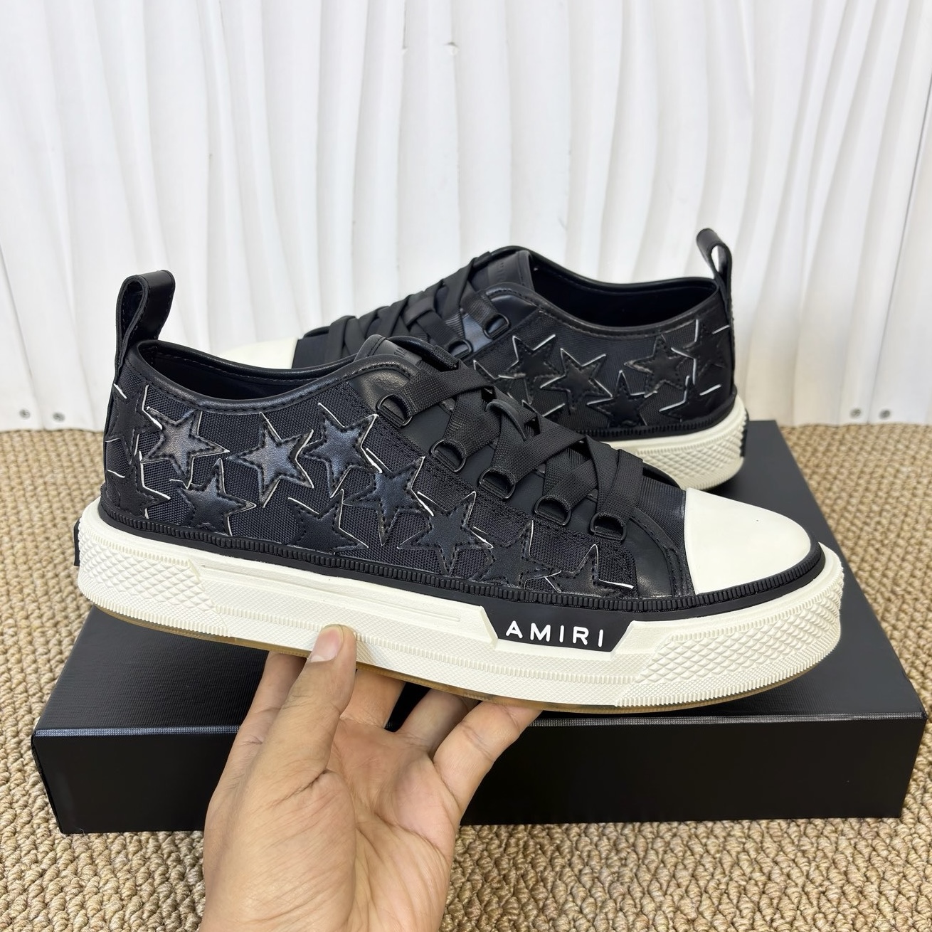 AMIRI STARS Sneakers - CCSHOES