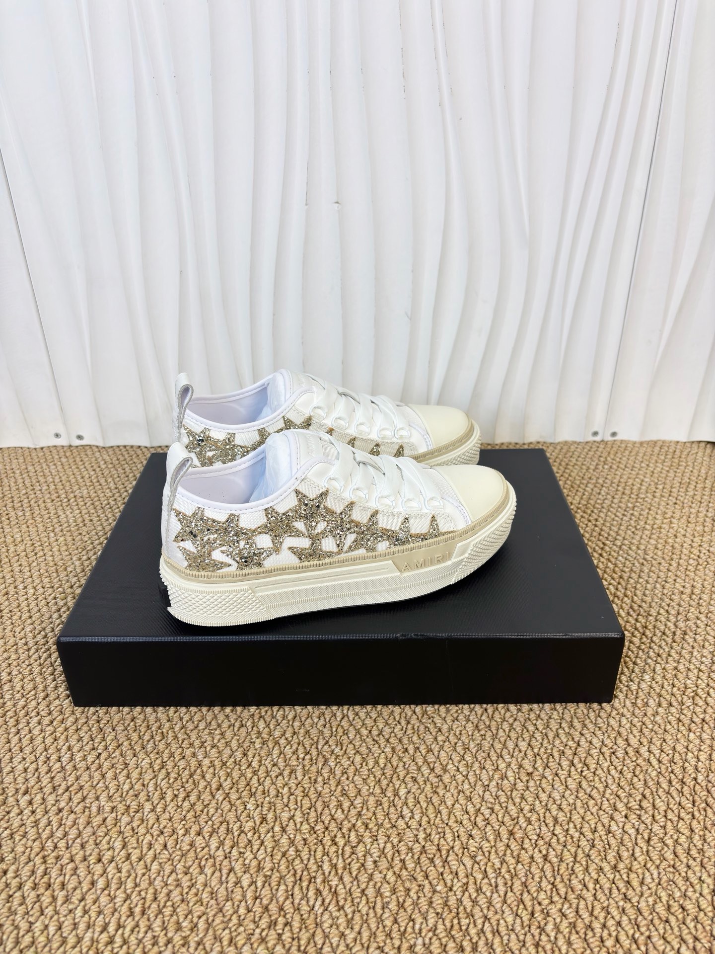 AMIRI STARS Sneakers - CCSHOES